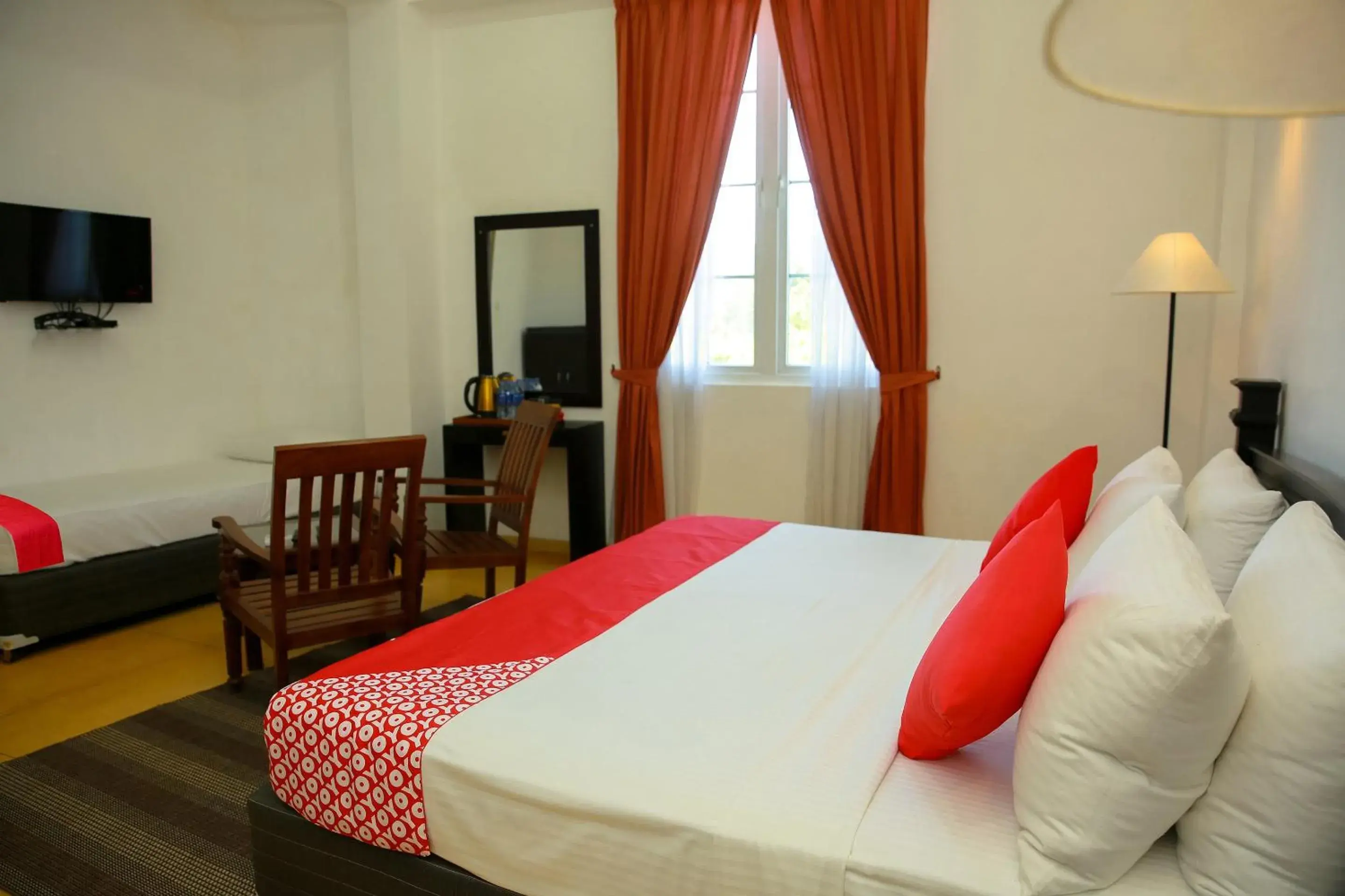 Bedroom, Bed in Glenloch Tea Factory Hotel Bedroom, Bed in Glenloch Tea Factory Hotel