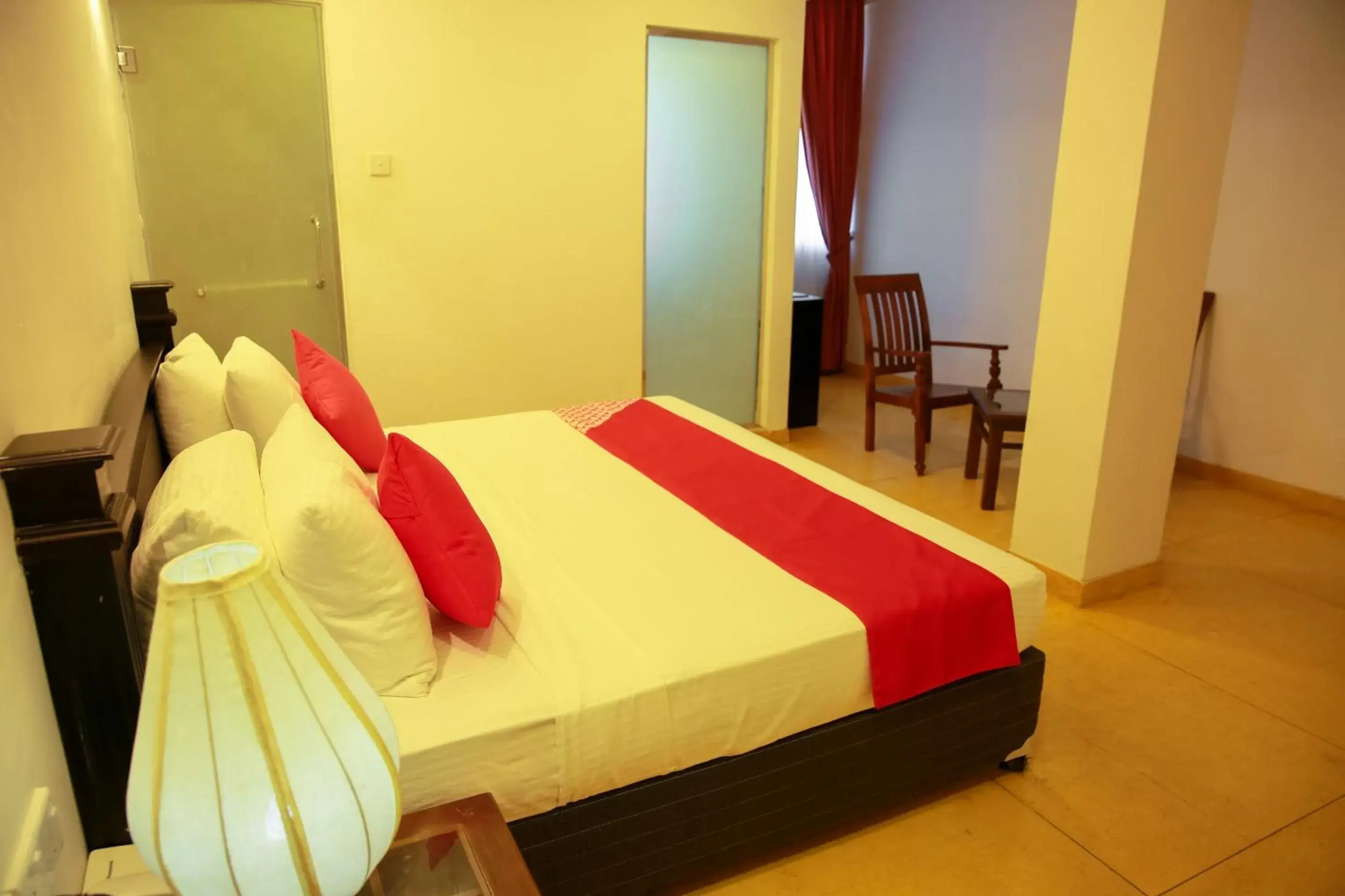 Bedroom, Bed in Glenloch Tea Factory Hotel Bedroom, Bed in Glenloch Tea Factory Hotel