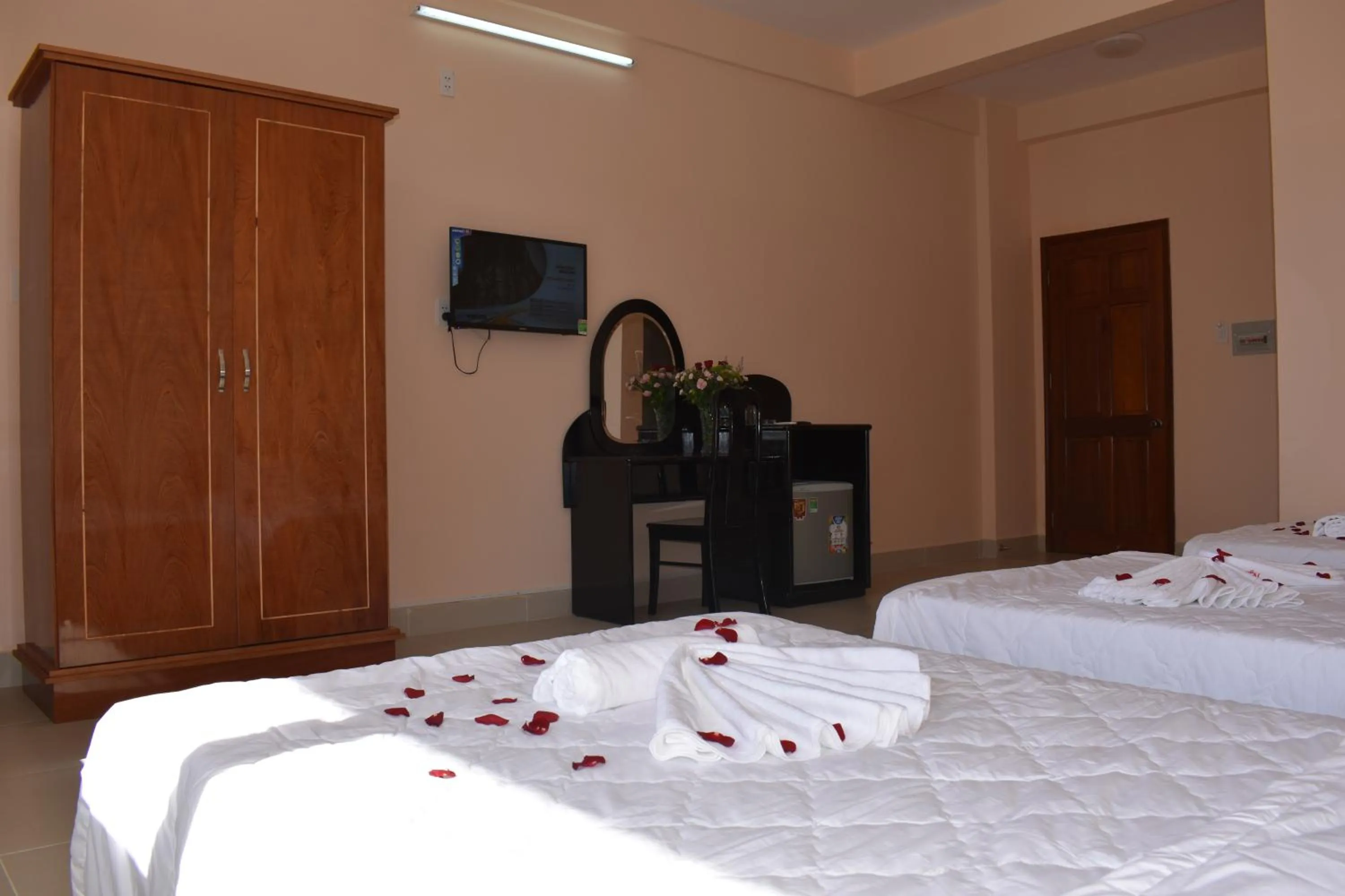 Bed in Thanh Nien Hotel - Vung Tau