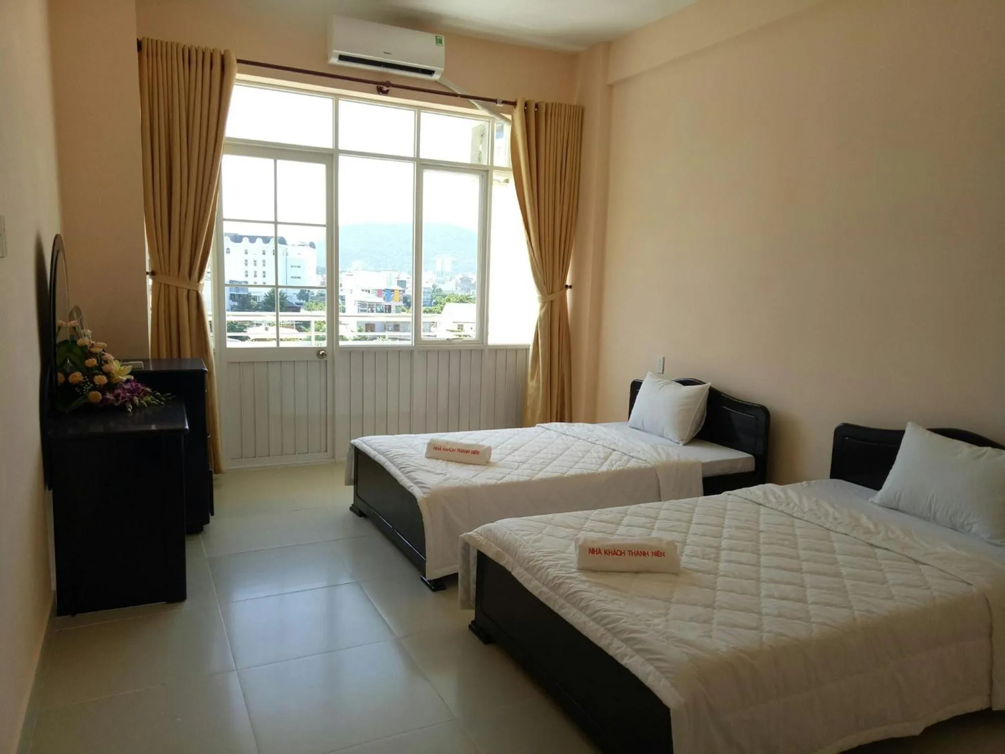 Bed in Thanh Nien Hotel - Vung Tau