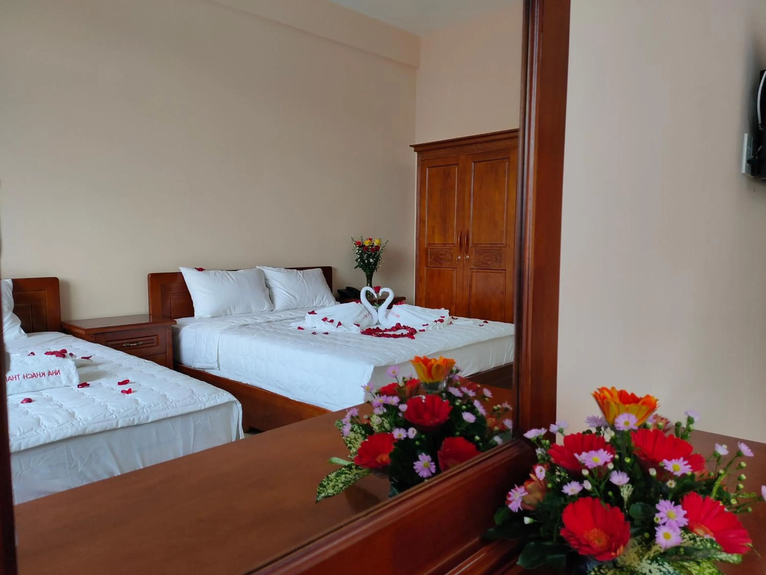 Bed in Thanh Nien Hotel - Vung Tau