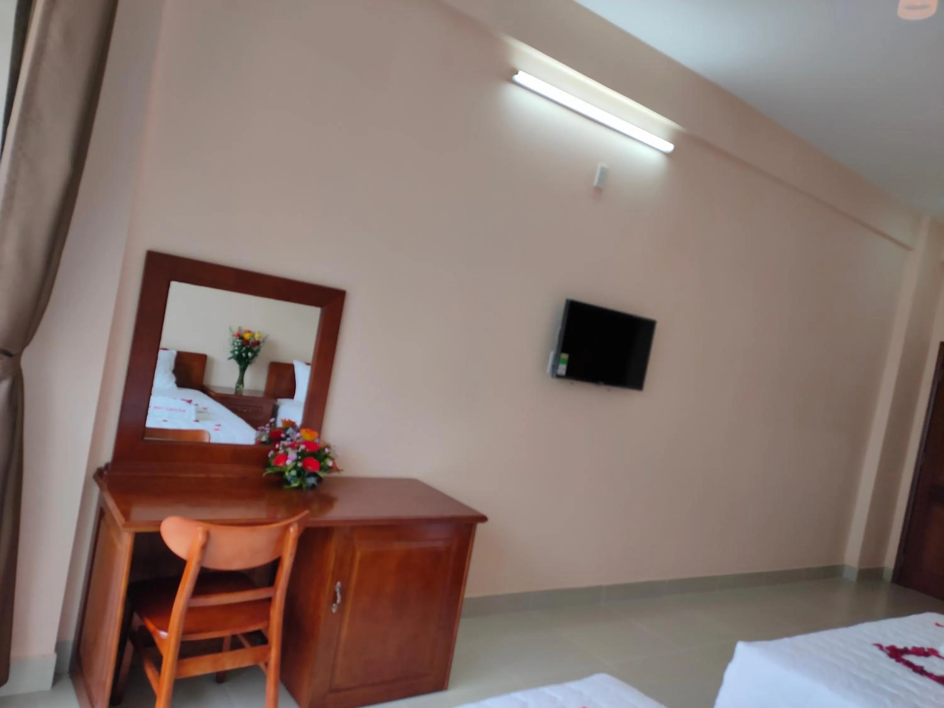 Bed in Thanh Nien Hotel - Vung Tau