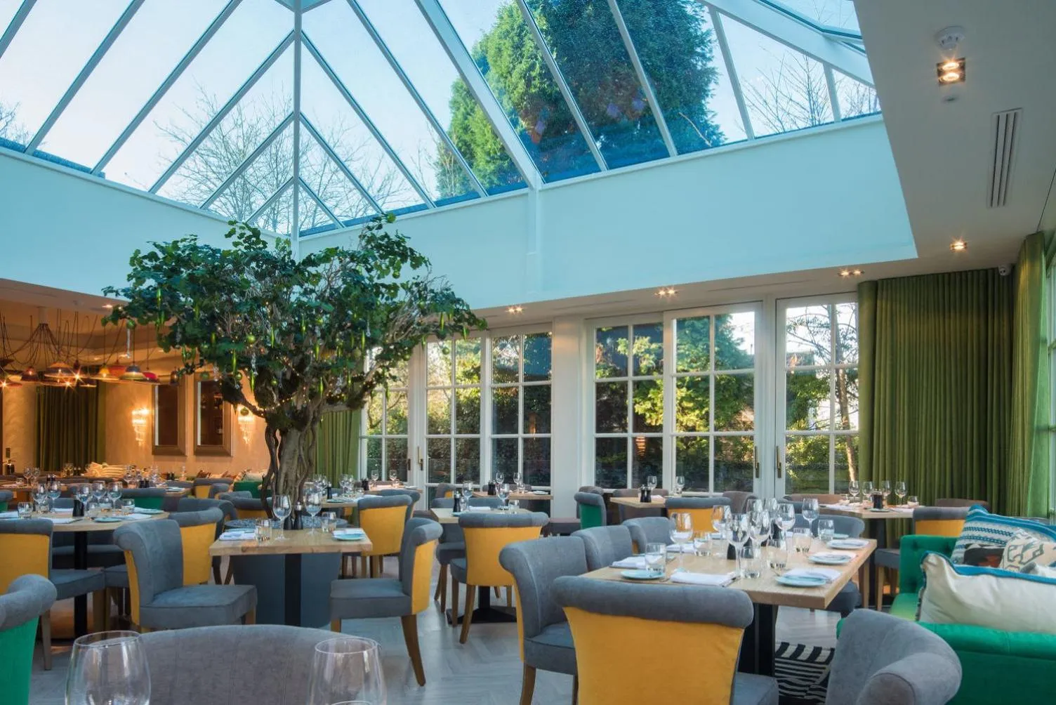 Restaurant/places to eat in Alderley Edge Hotel