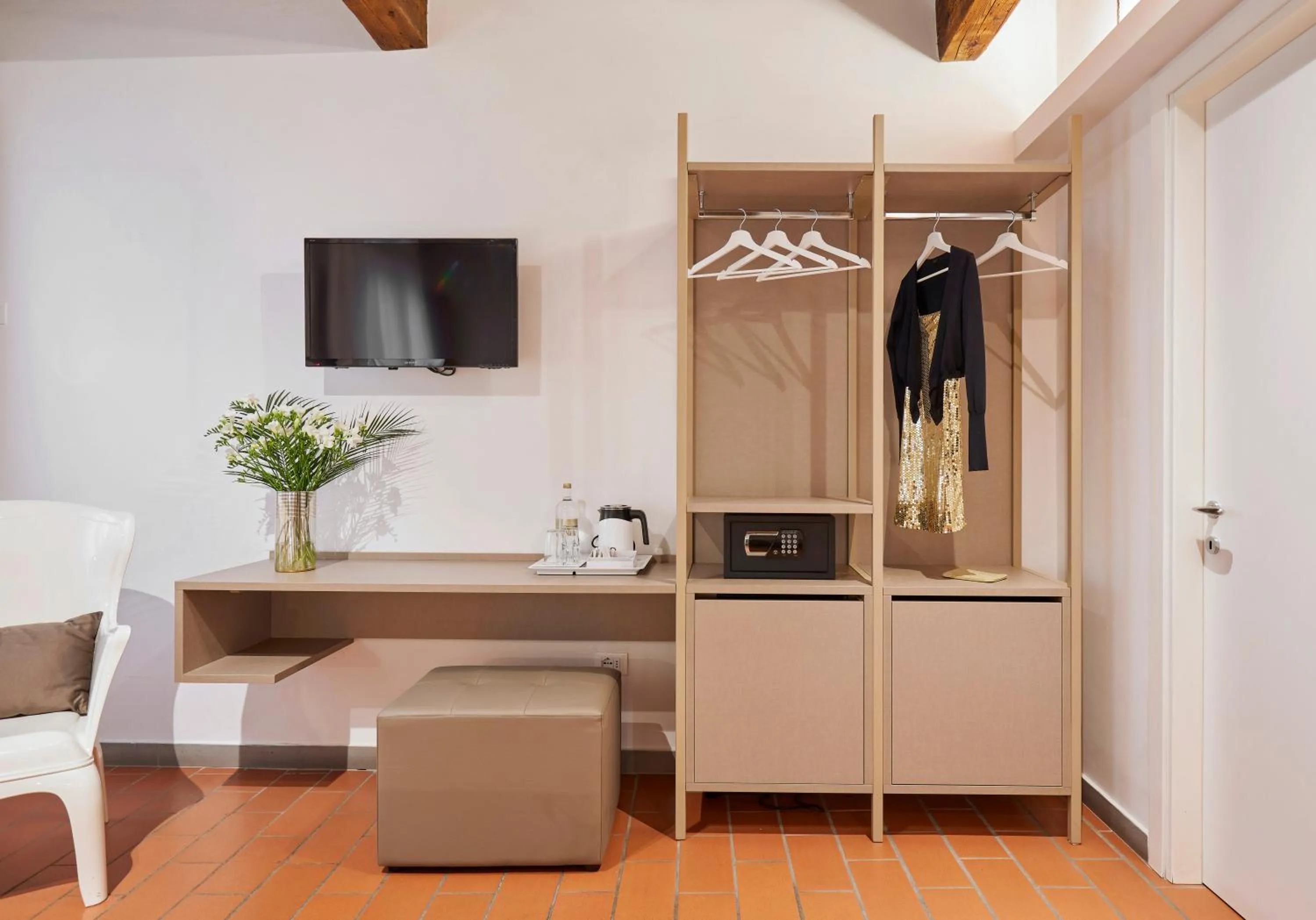 Coffee/tea facilities in Sette Angeli Rooms