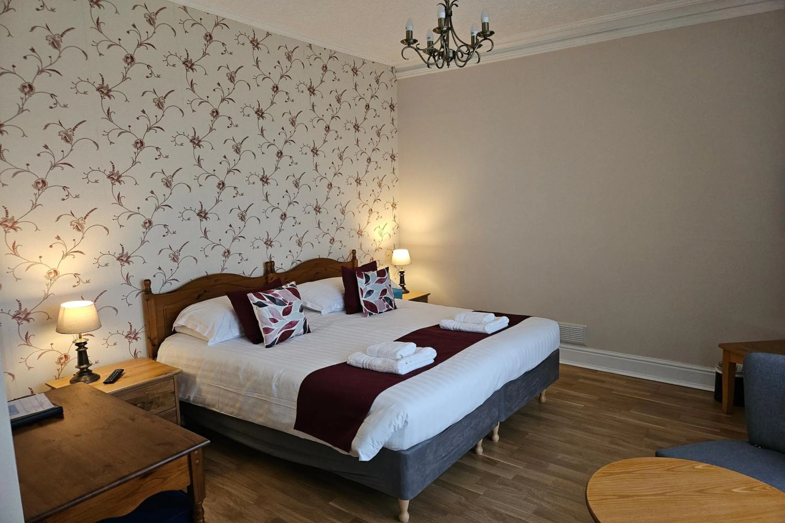 Bedroom, Bed in Brathay Lodge