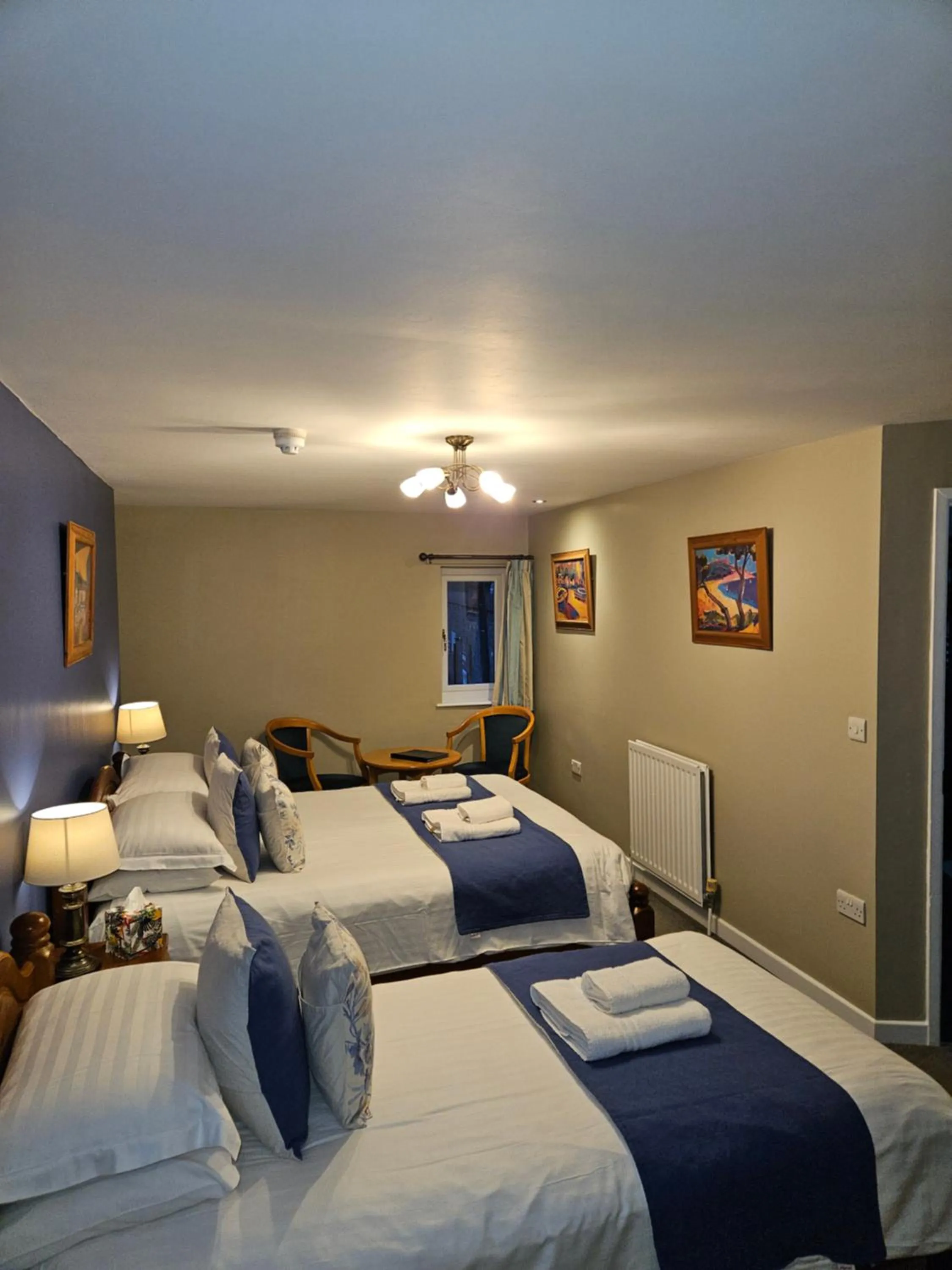 Seating area, Bed in Brathay Lodge