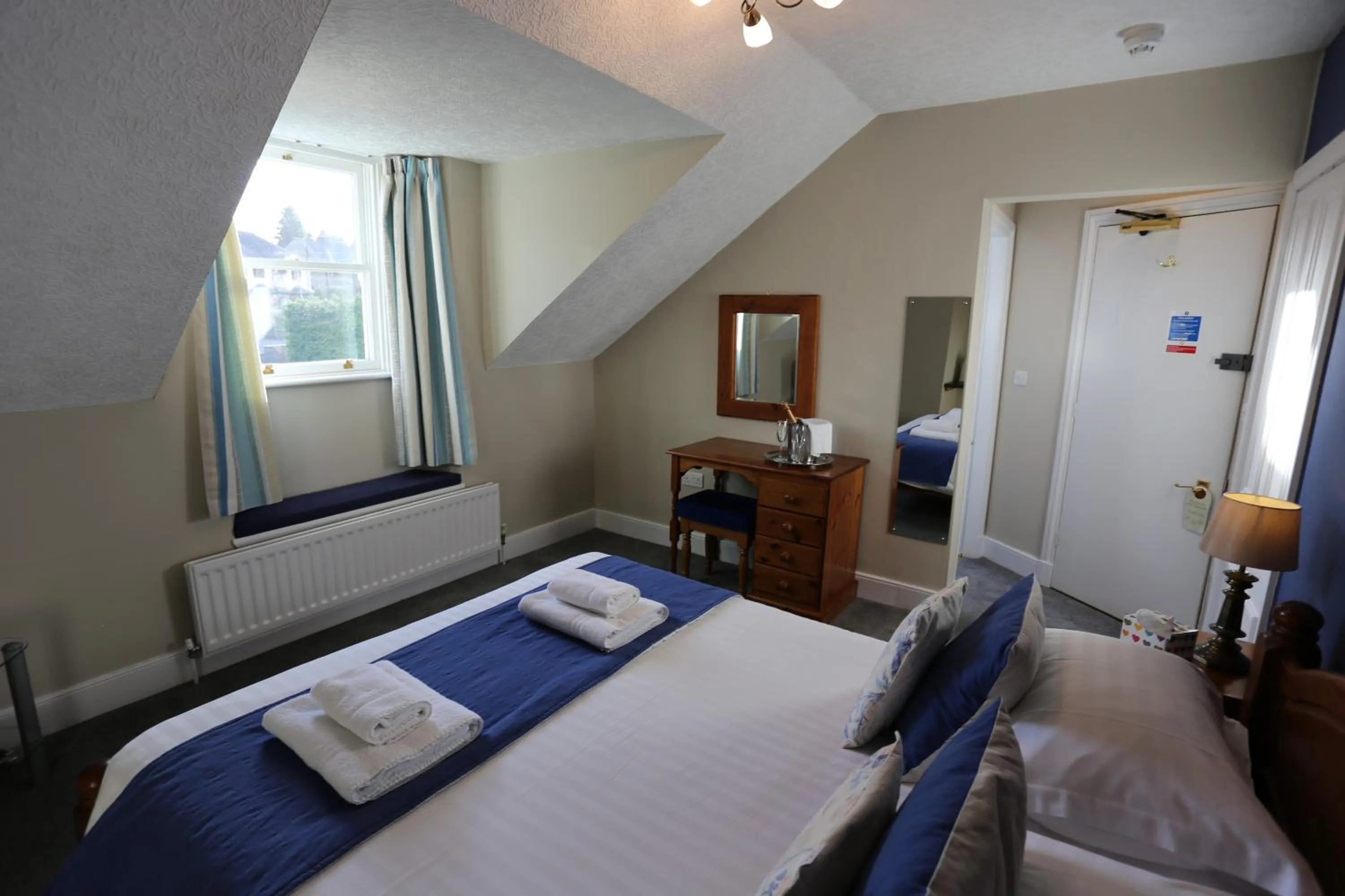 Decorative detail, Bed in Brathay Lodge