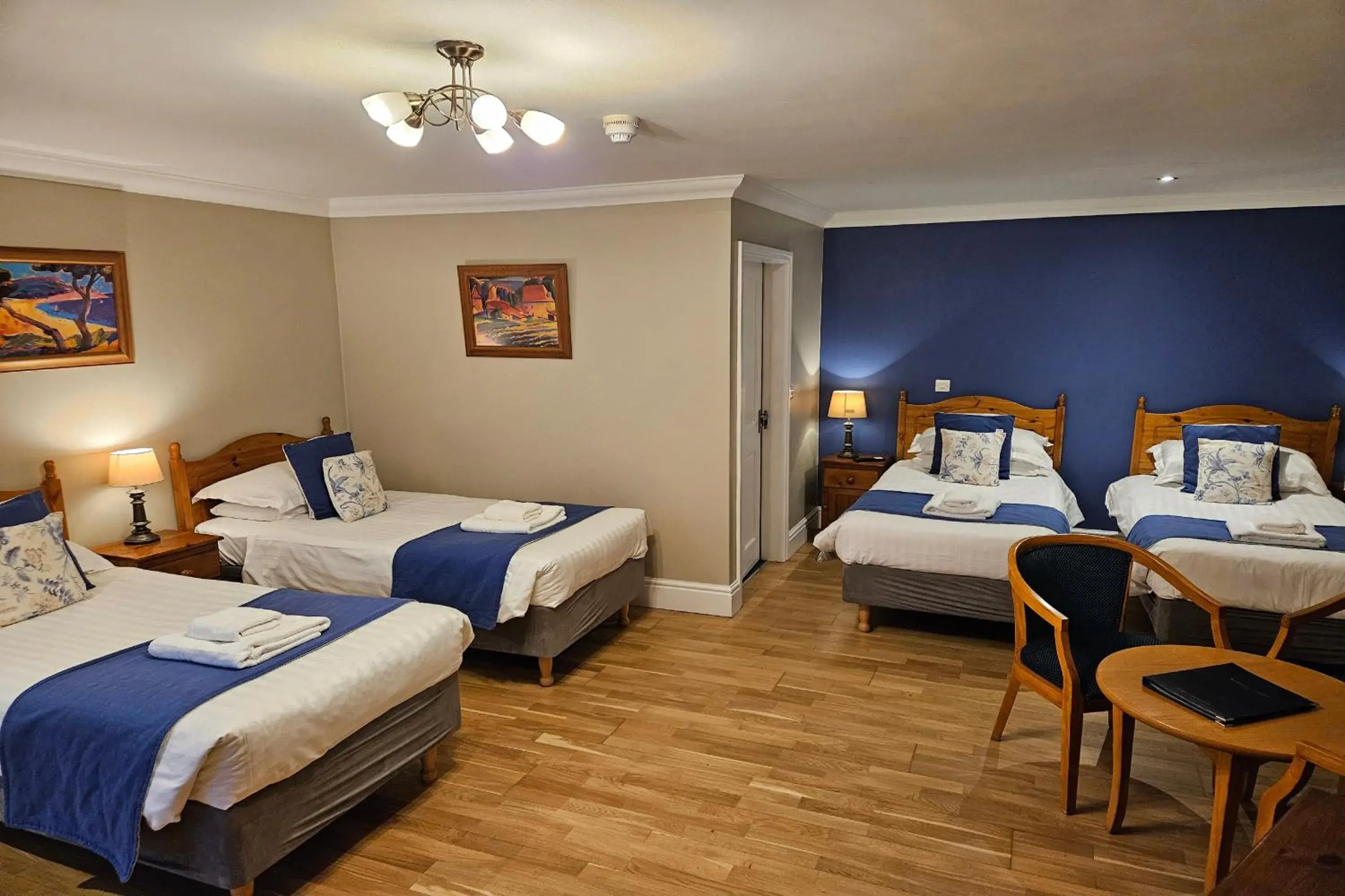 Quadruple Room in Brathay Lodge Quadruple Room in Brathay Lodge