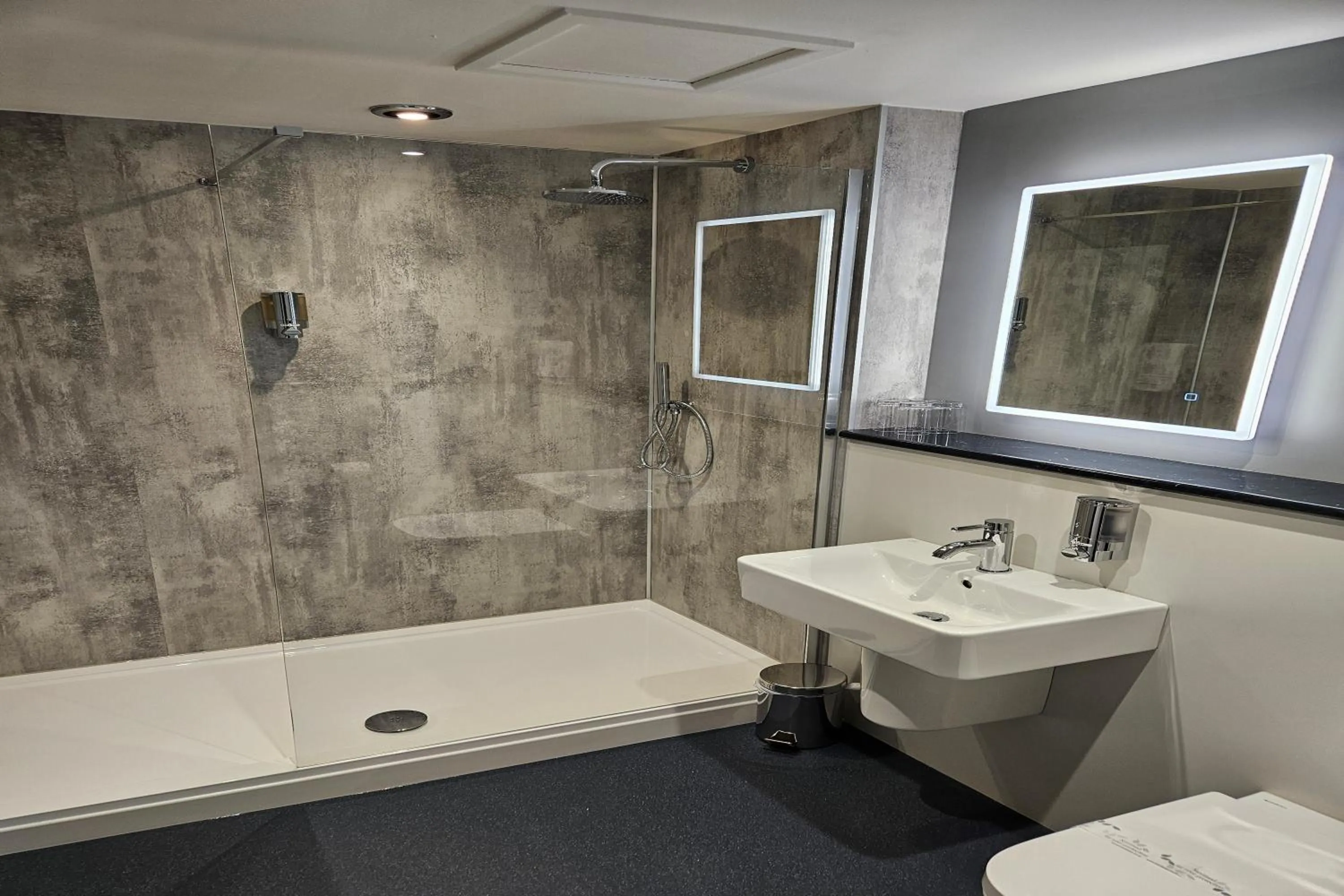 Bathroom in Brathay Lodge