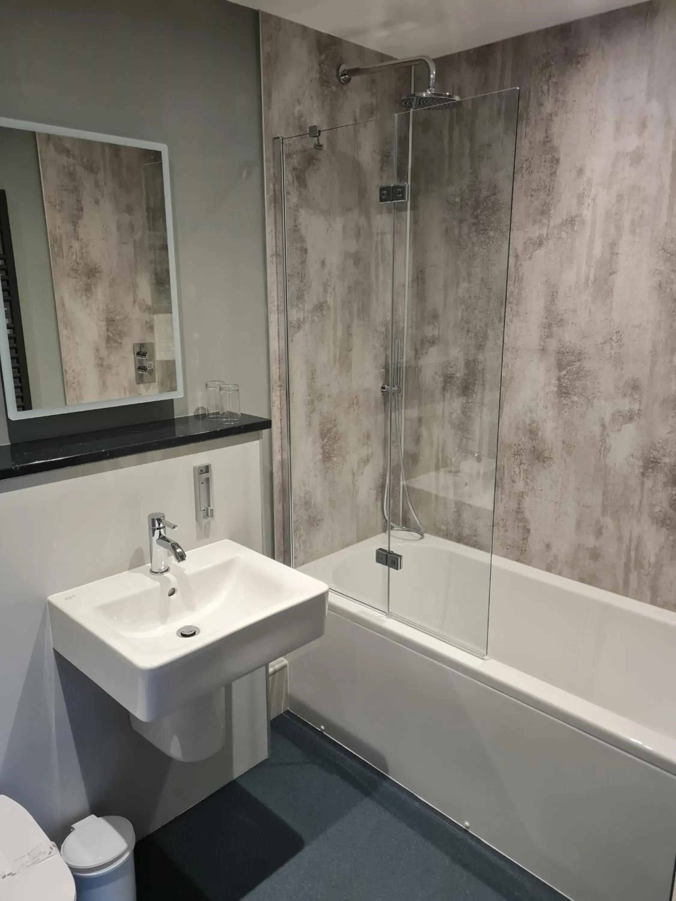 Superior Deluxe Double Room in Brathay Lodge Superior Deluxe Double Room in Brathay Lodge