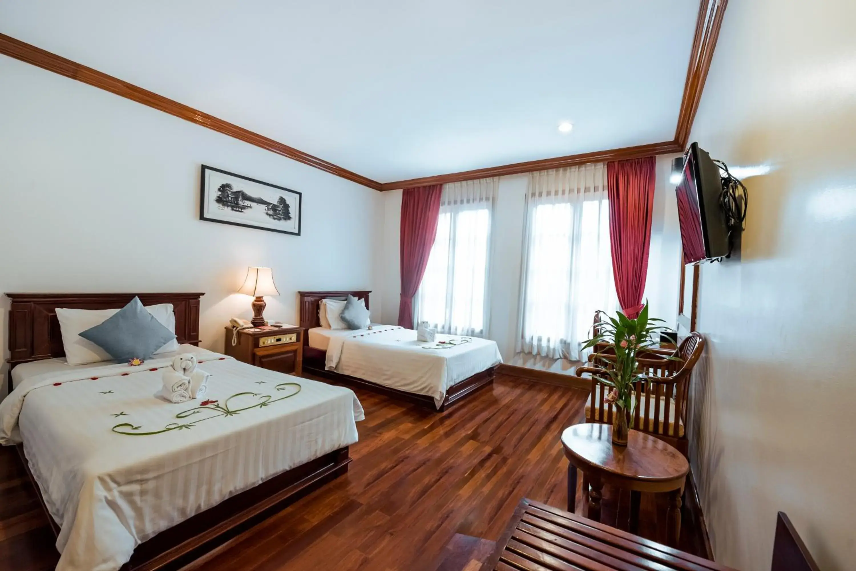 Special Group Offer (5 Rooms) in The Suite By Royal Crown Hotel Special Group Offer (5 Rooms) in The Suite By Royal Crown Hotel