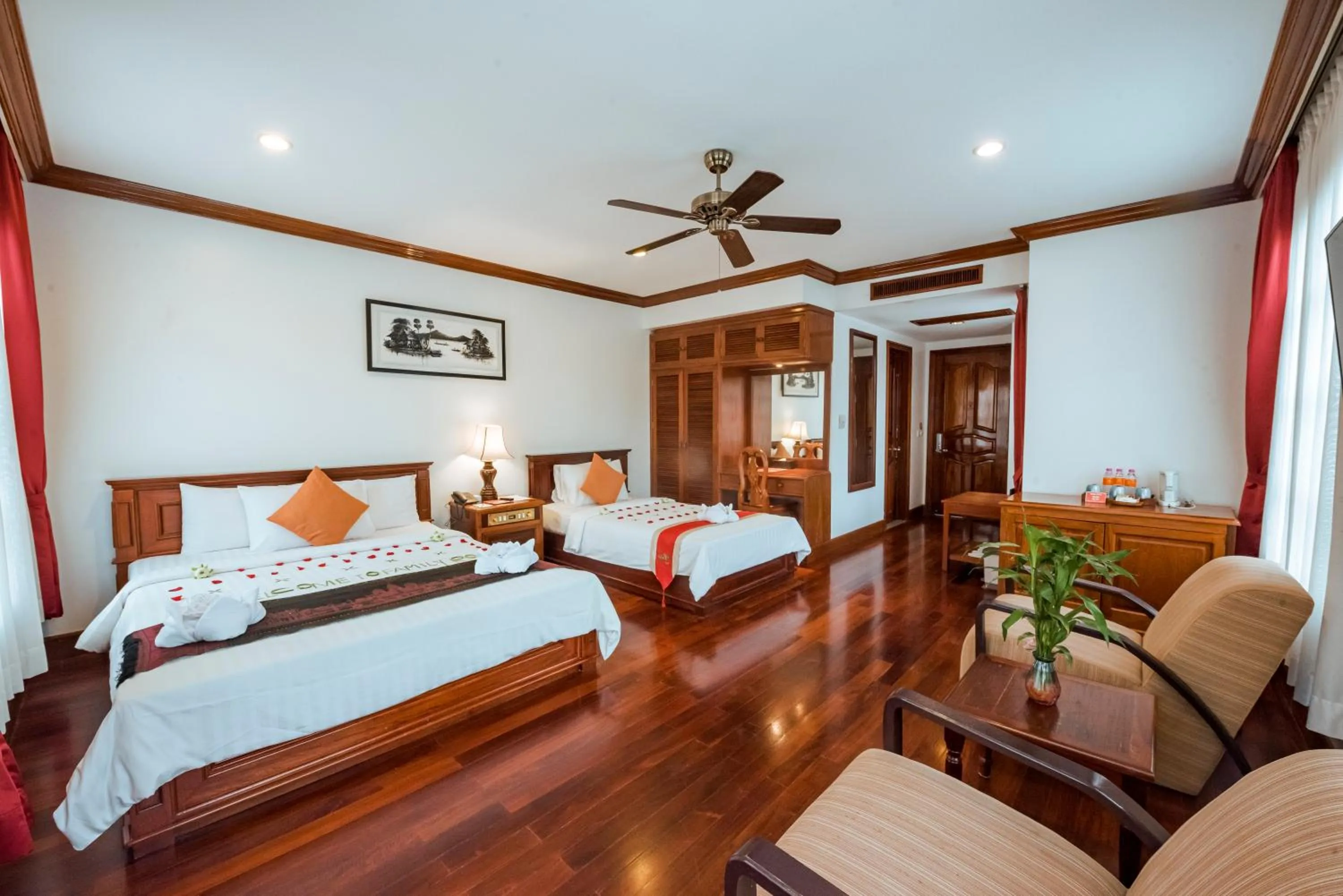 Bedroom, Bed in The Suite By Royal Crown Hotel