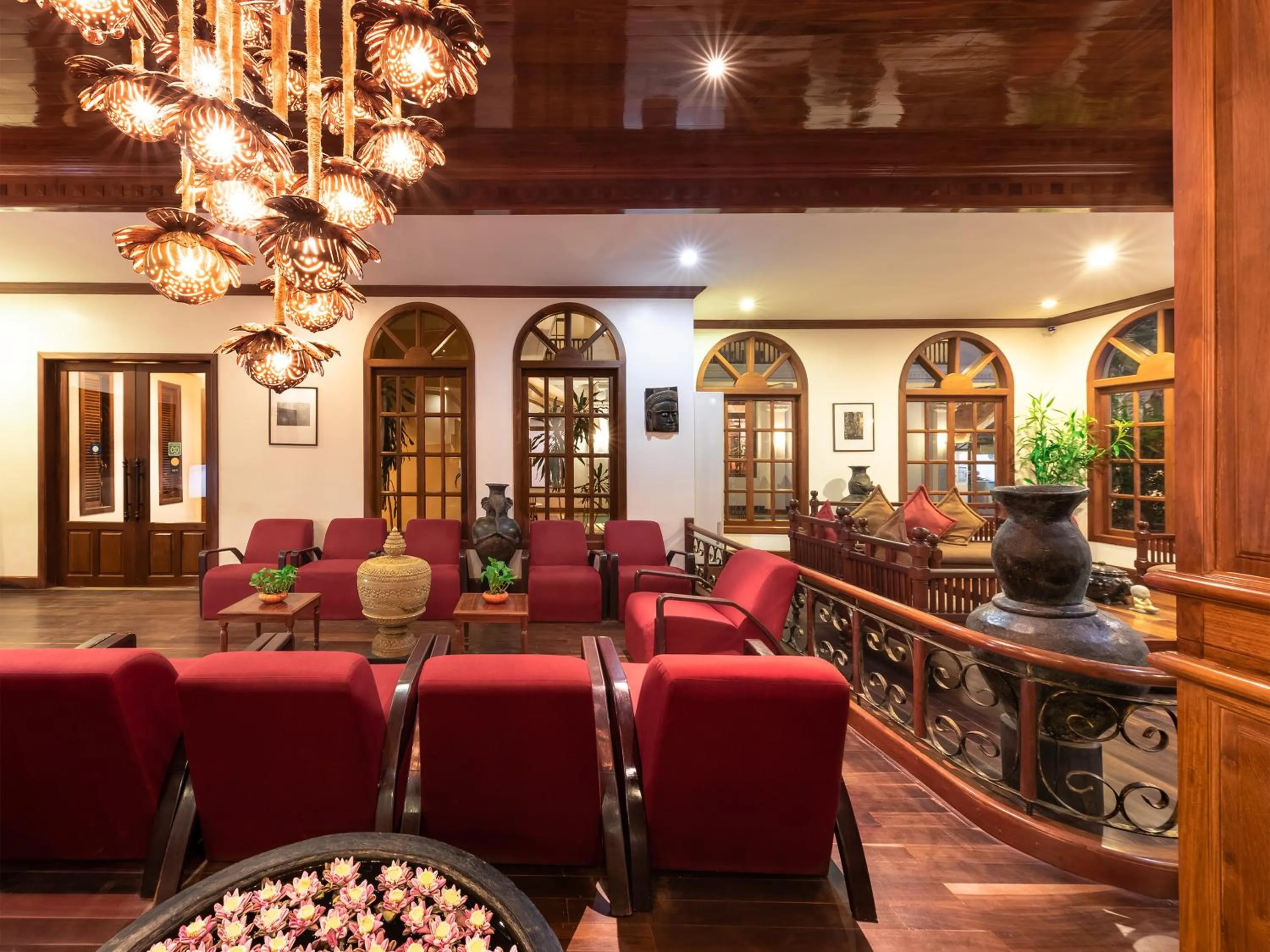 Living room in The Suite By Royal Crown Hotel