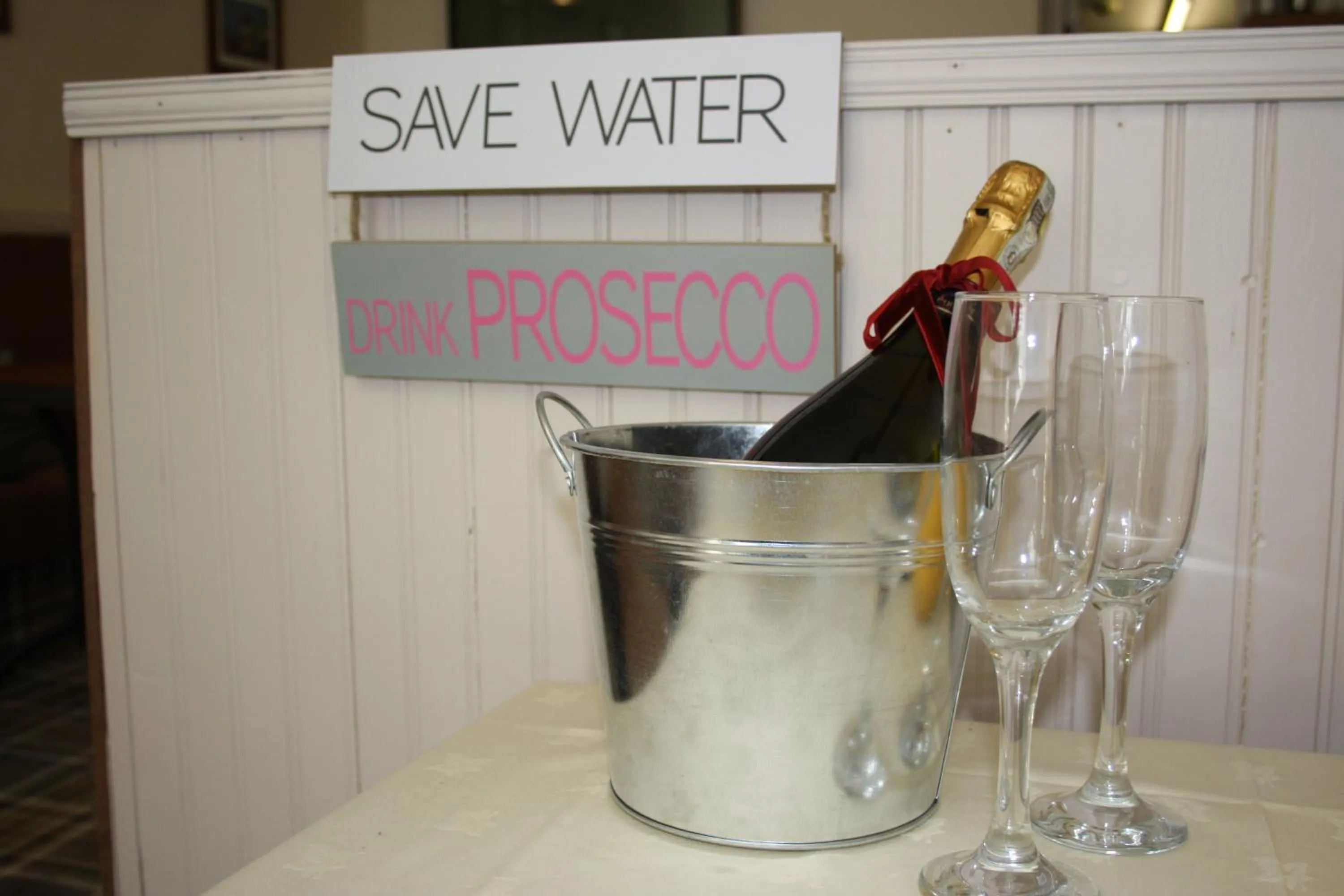 Alcoholic drinks in No 34