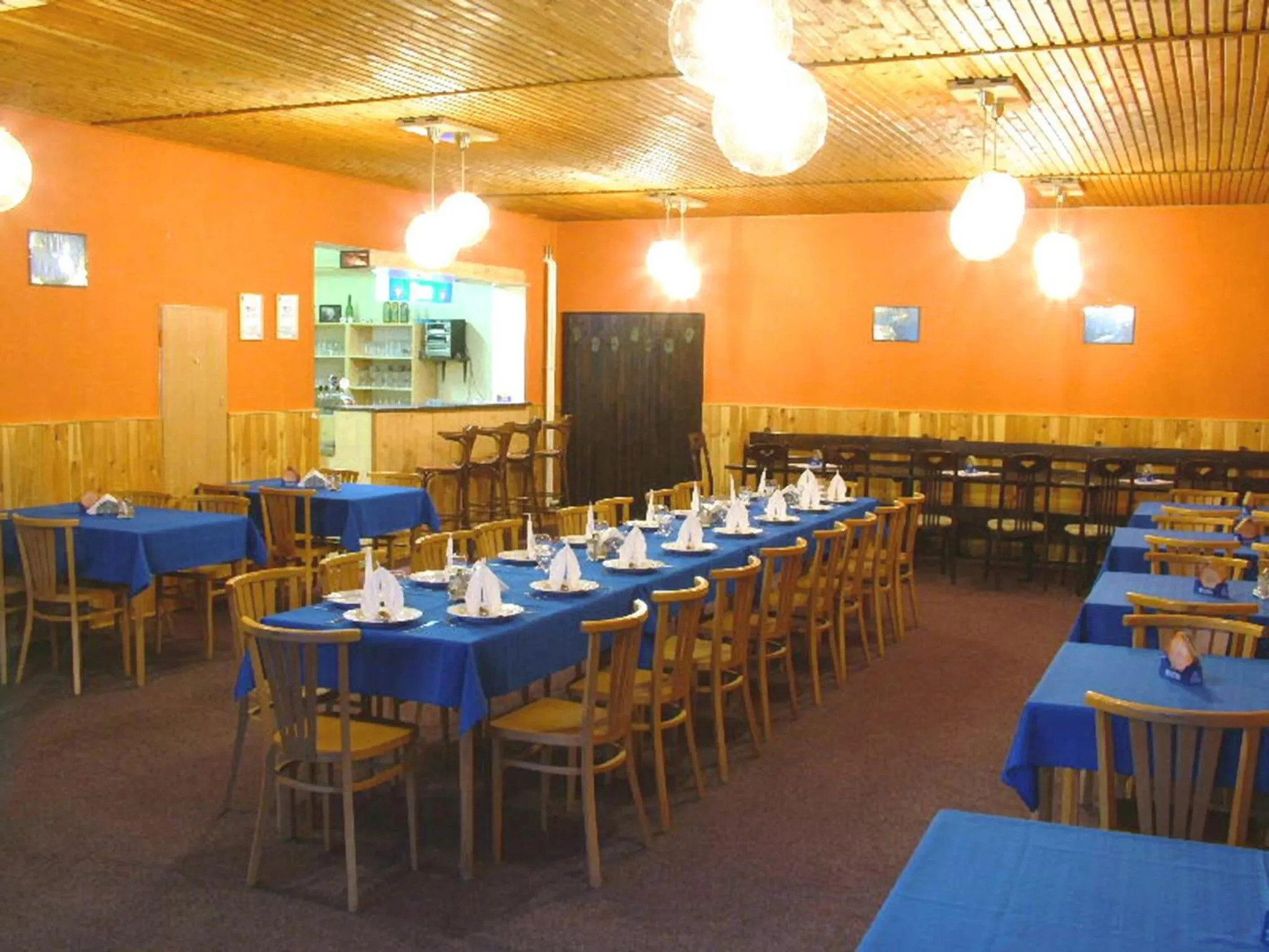 Restaurant/places to eat in Hotel Na Trojce