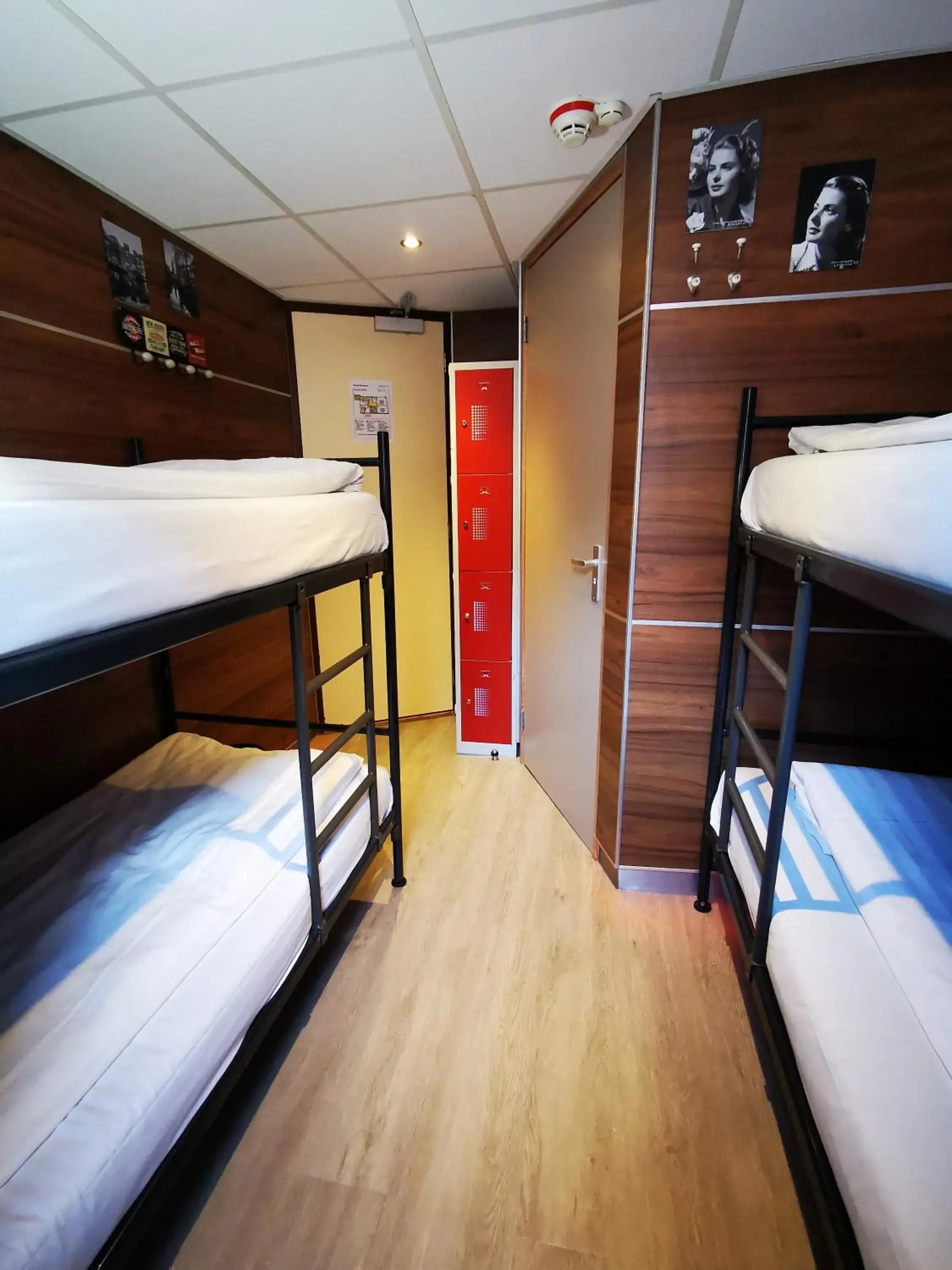 Bed in Hotel Jesse Bed in Hotel Jesse