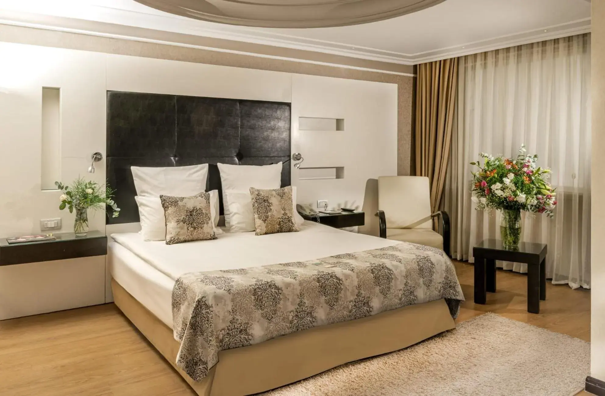 King Suite in Altinel Ankara Hotel & Convention Center King Suite in Altinel Ankara Hotel & Convention Center