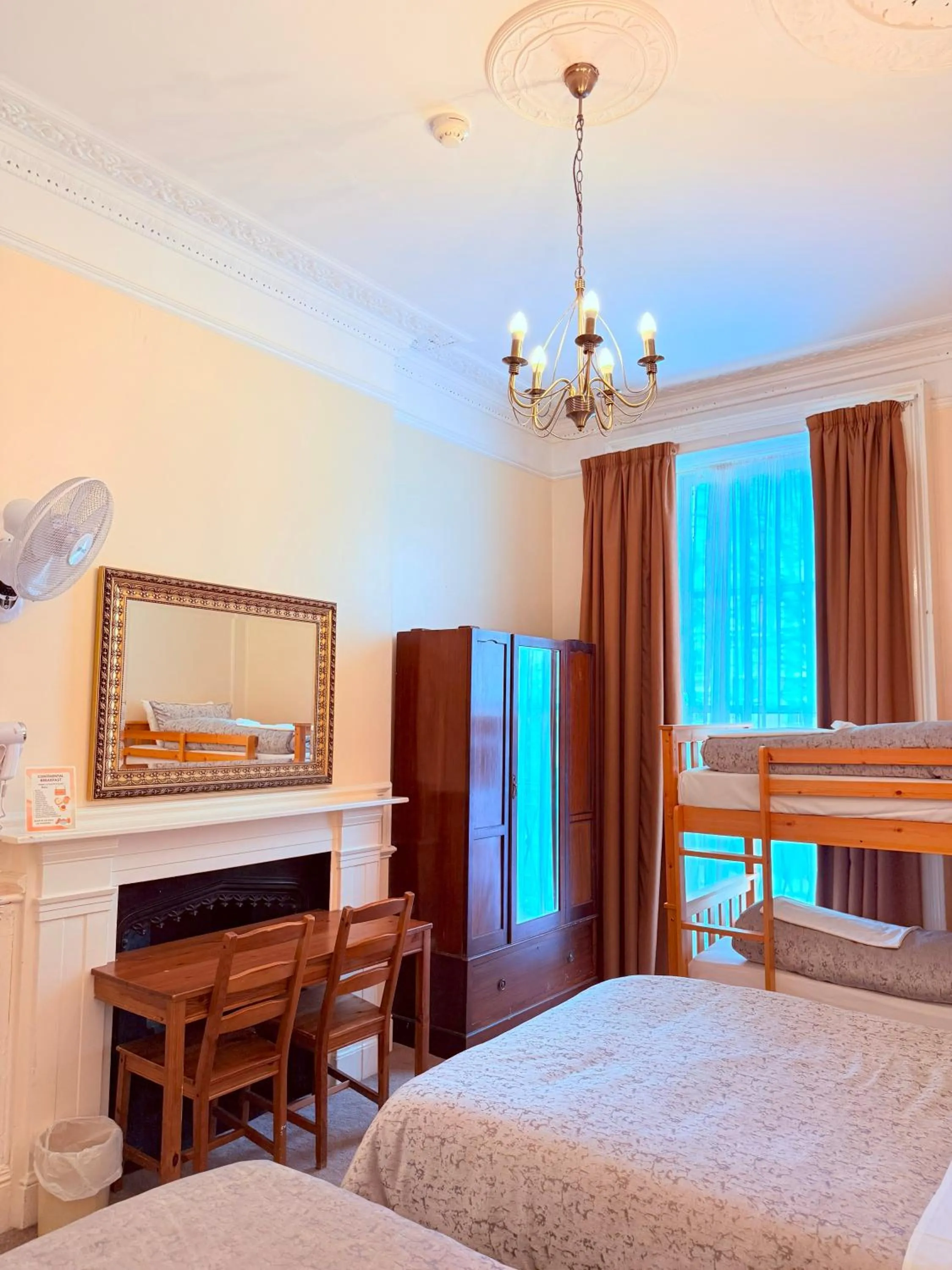 Bedroom, Bed in Europa House Hotel, London Paddington