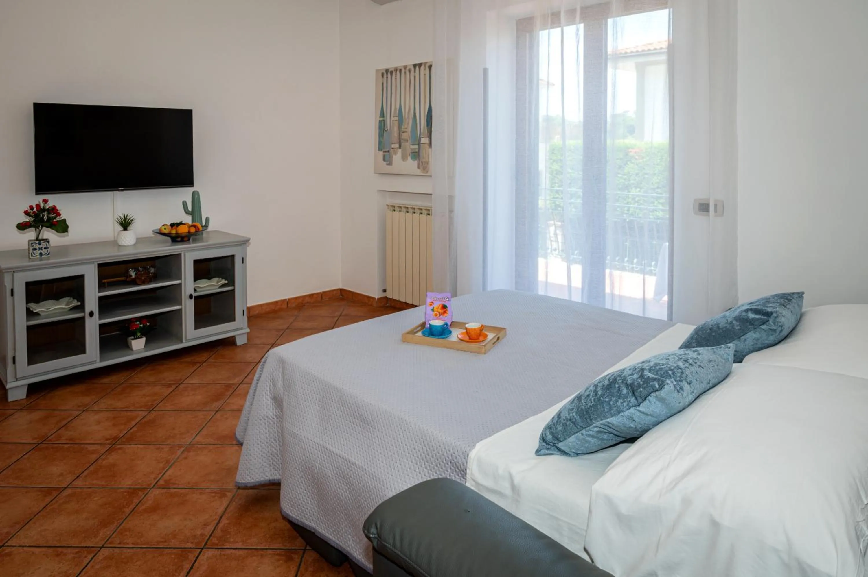 Living room, Bed in Maison Cipriani