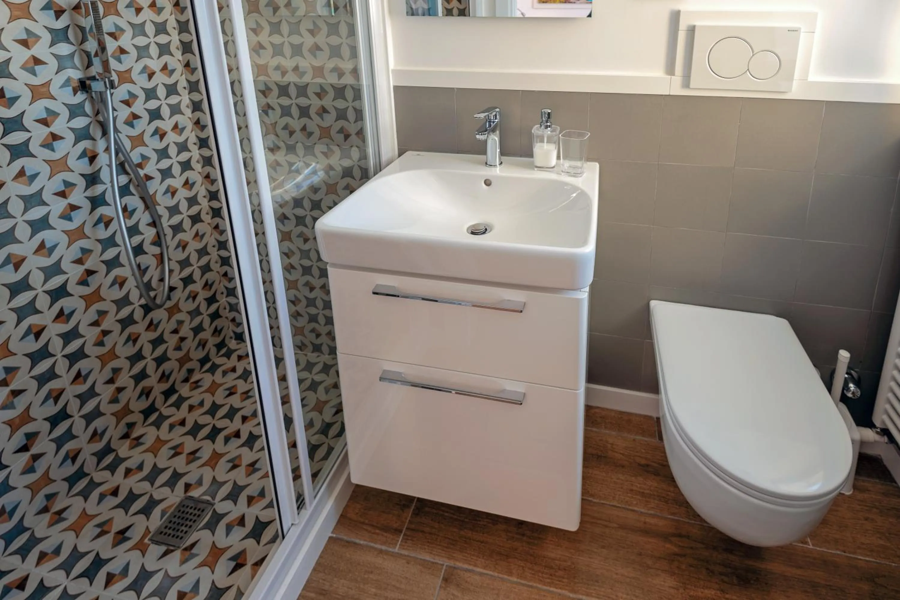 Shower in Maison Cipriani