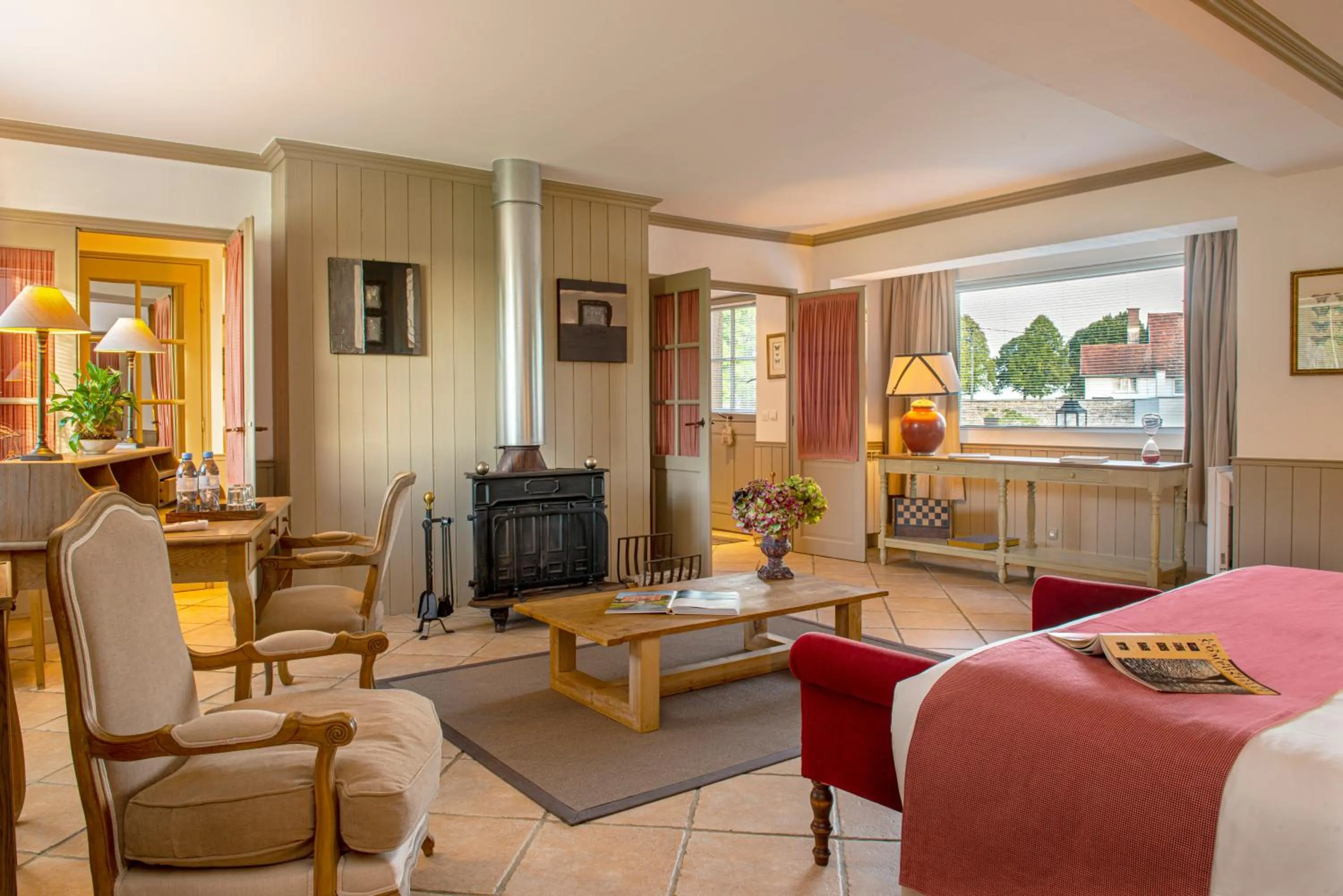 Photo of the whole room in Château de Courban and Spa Nuxe