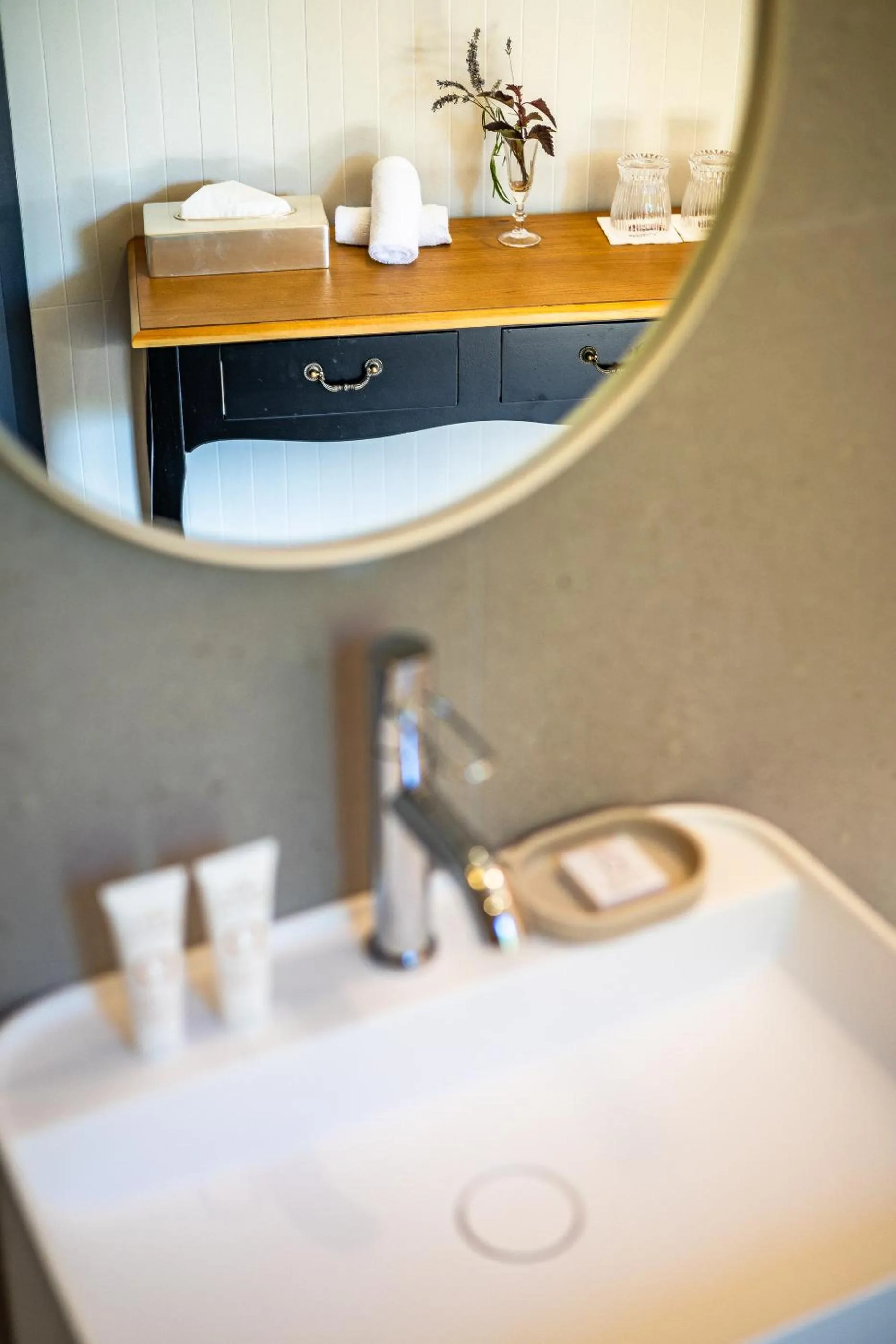Bathroom, Bed in Château de Courban and Spa Nuxe
