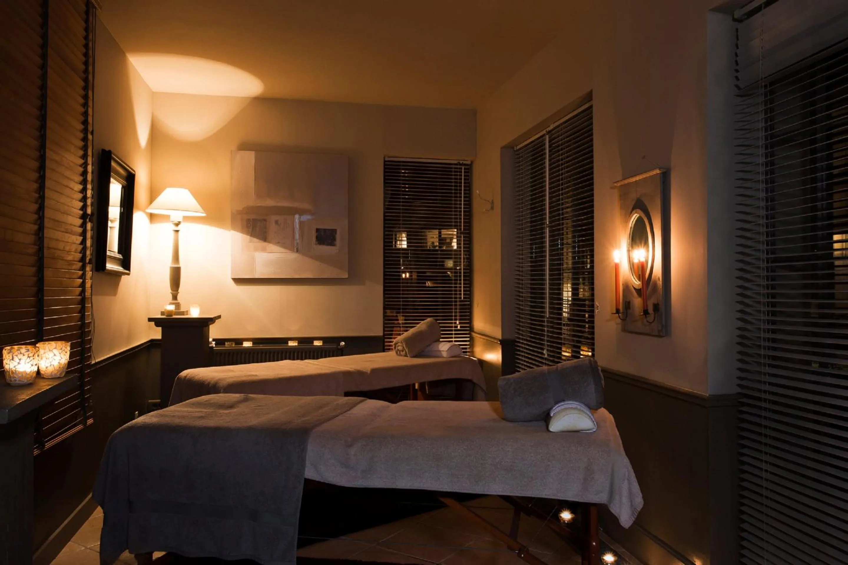 Massage, Bed in Château de Courban and Spa Nuxe