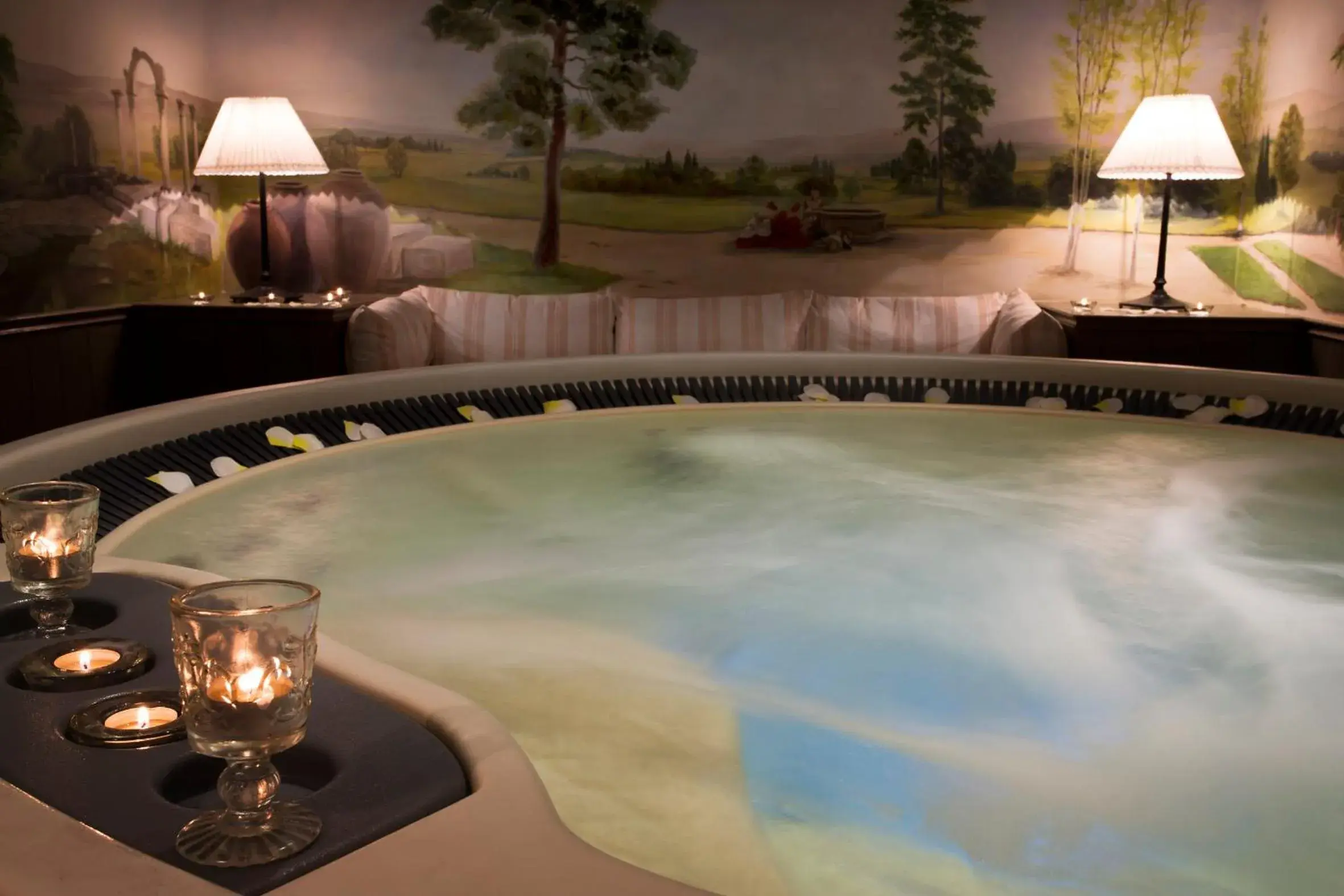 Spa and wellness centre/facilities in Château de Courban and Spa Nuxe Spa and wellness centre/facilities in Château de Courban and Spa Nuxe