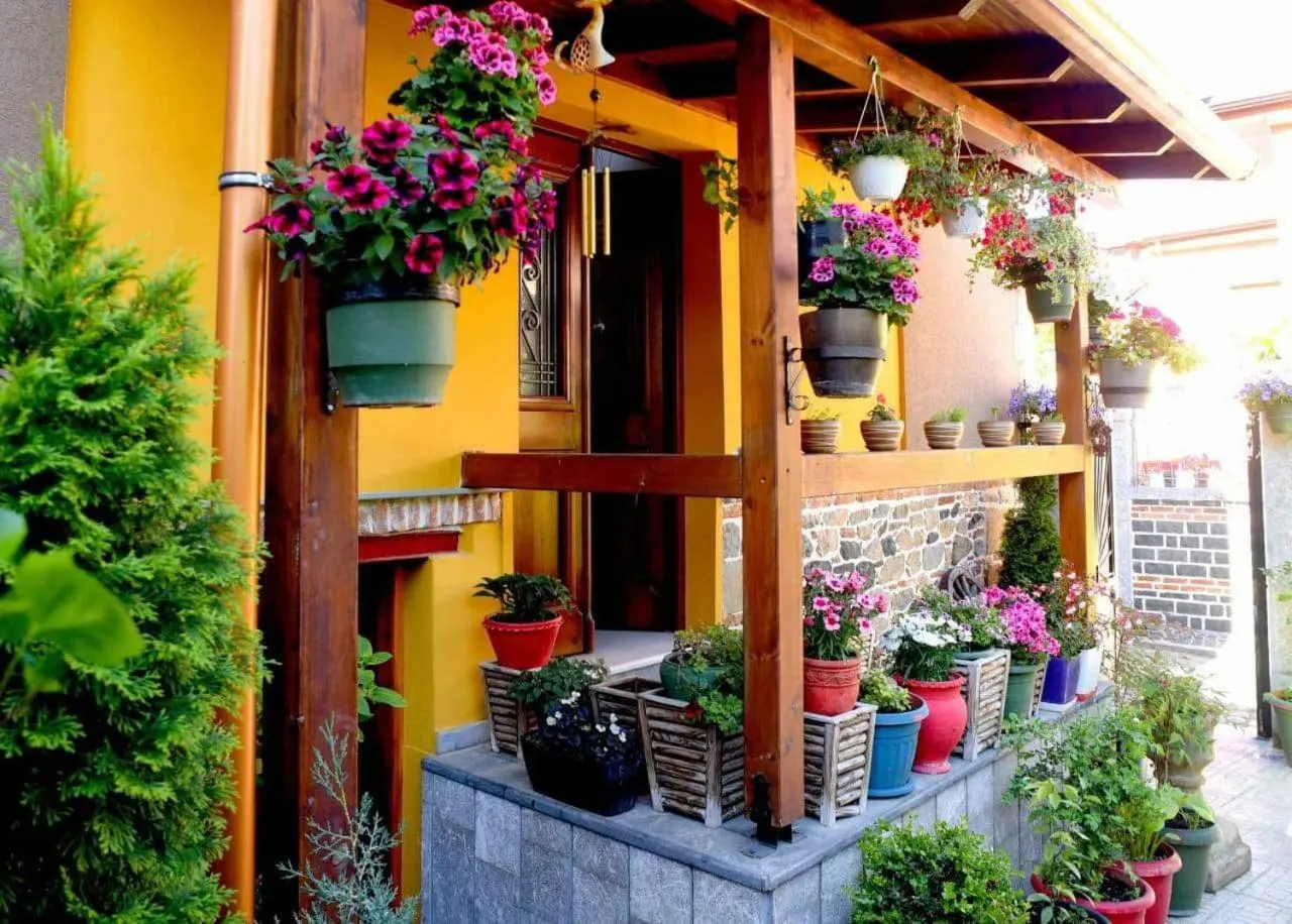 Garden in Hotel Bujtina Bicolli