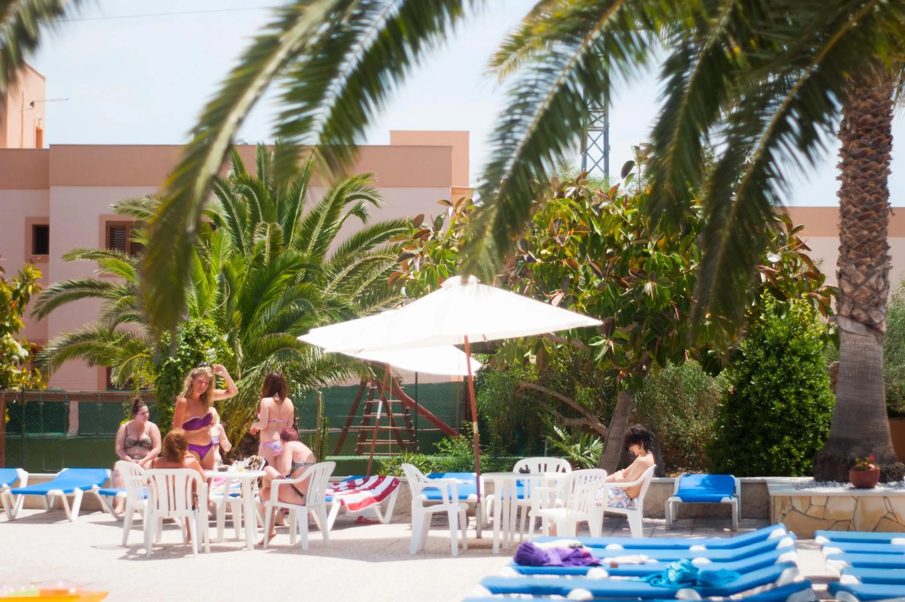 Swimming pool in Apartamentos Zodiac