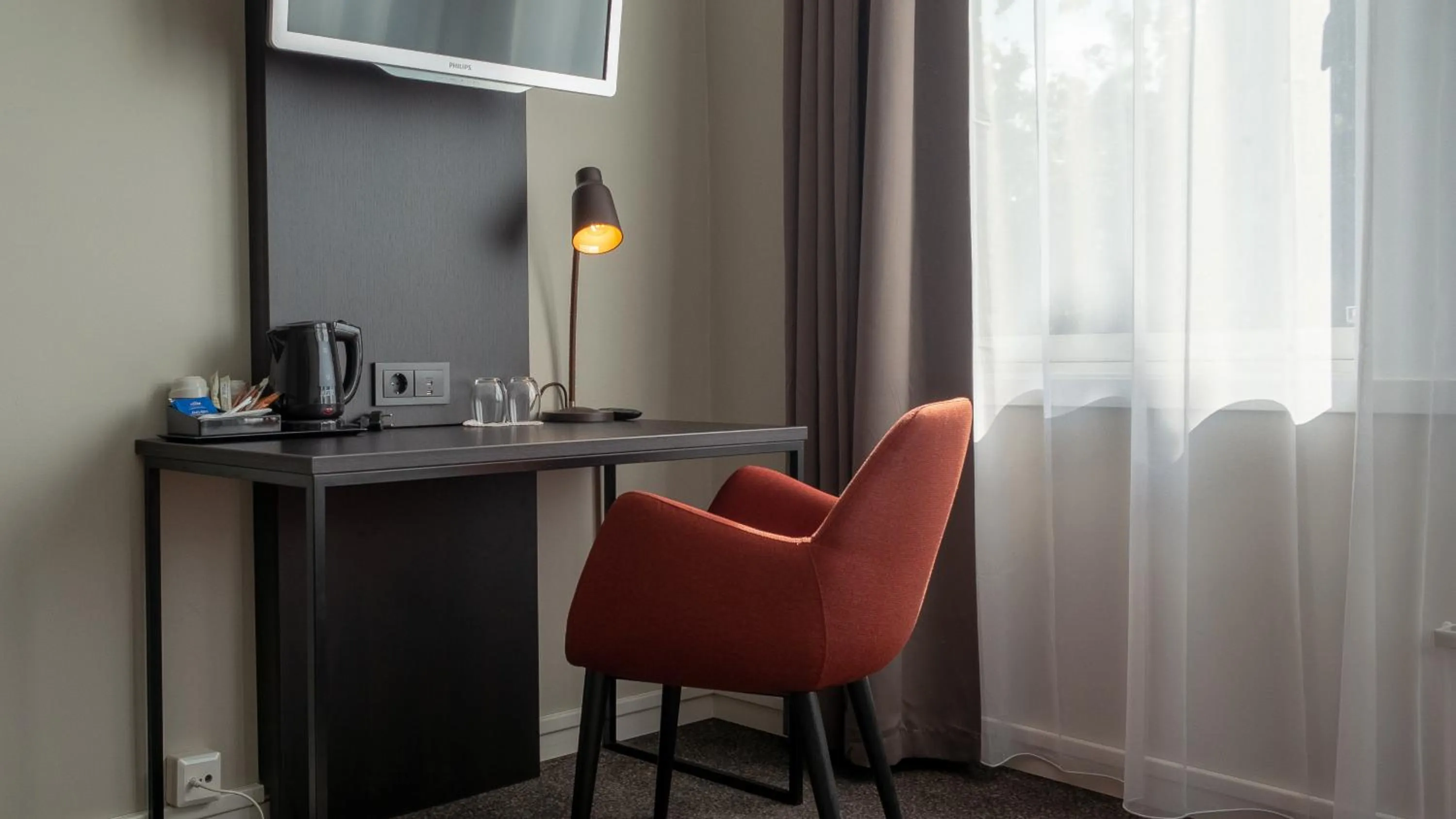 Coffee/tea facilities in Quality Hotel Augustin