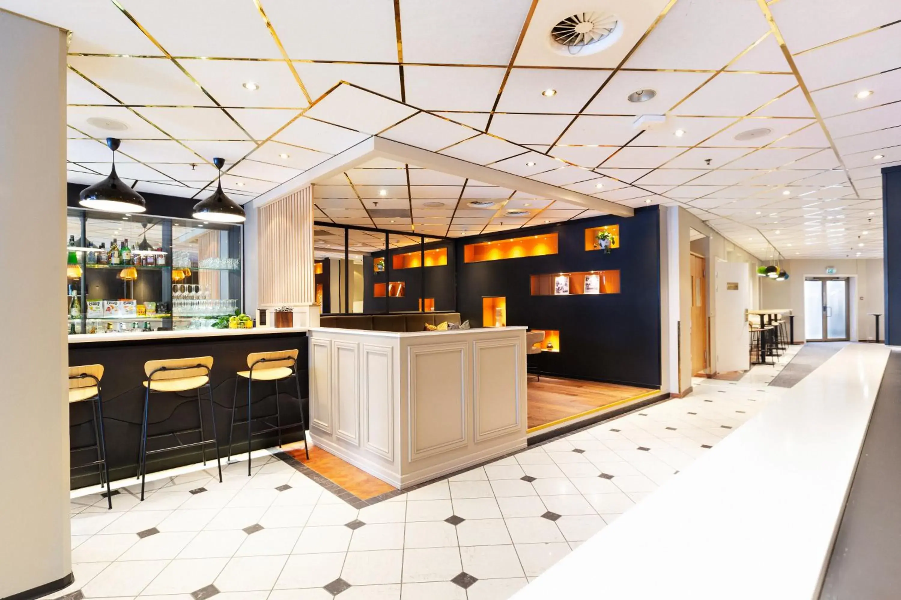 Lounge or bar in Quality Hotel Augustin Lounge or bar in Quality Hotel Augustin