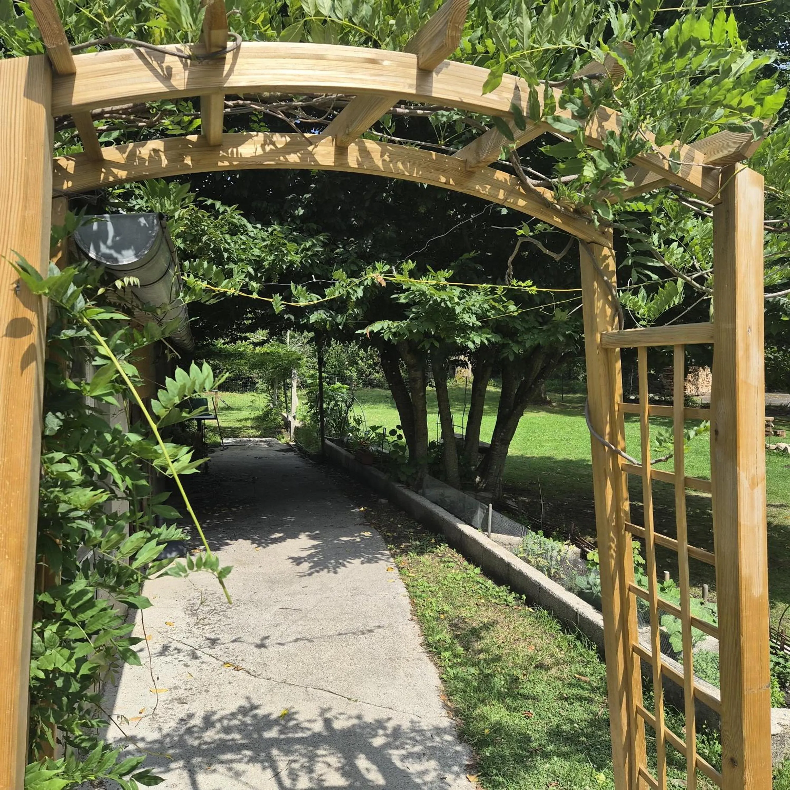 Area and facilities in Logis Hôtel De France- Restaurant GRILL