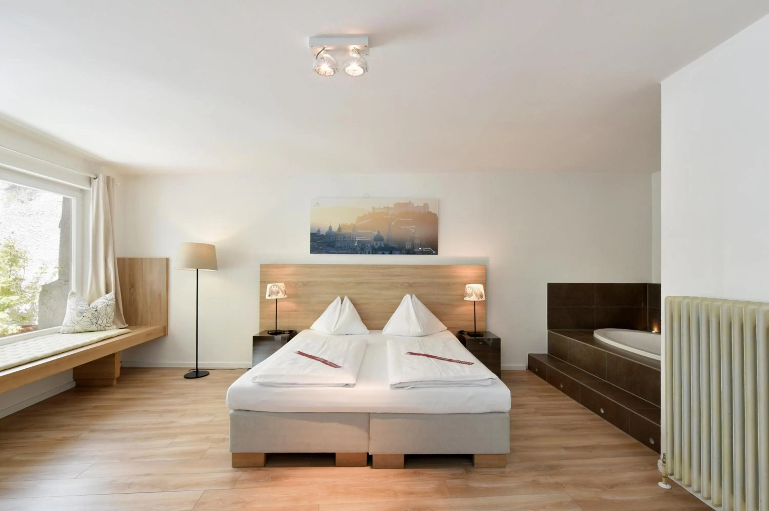 Photo of the whole room, Bed in Hotel Krone 1512