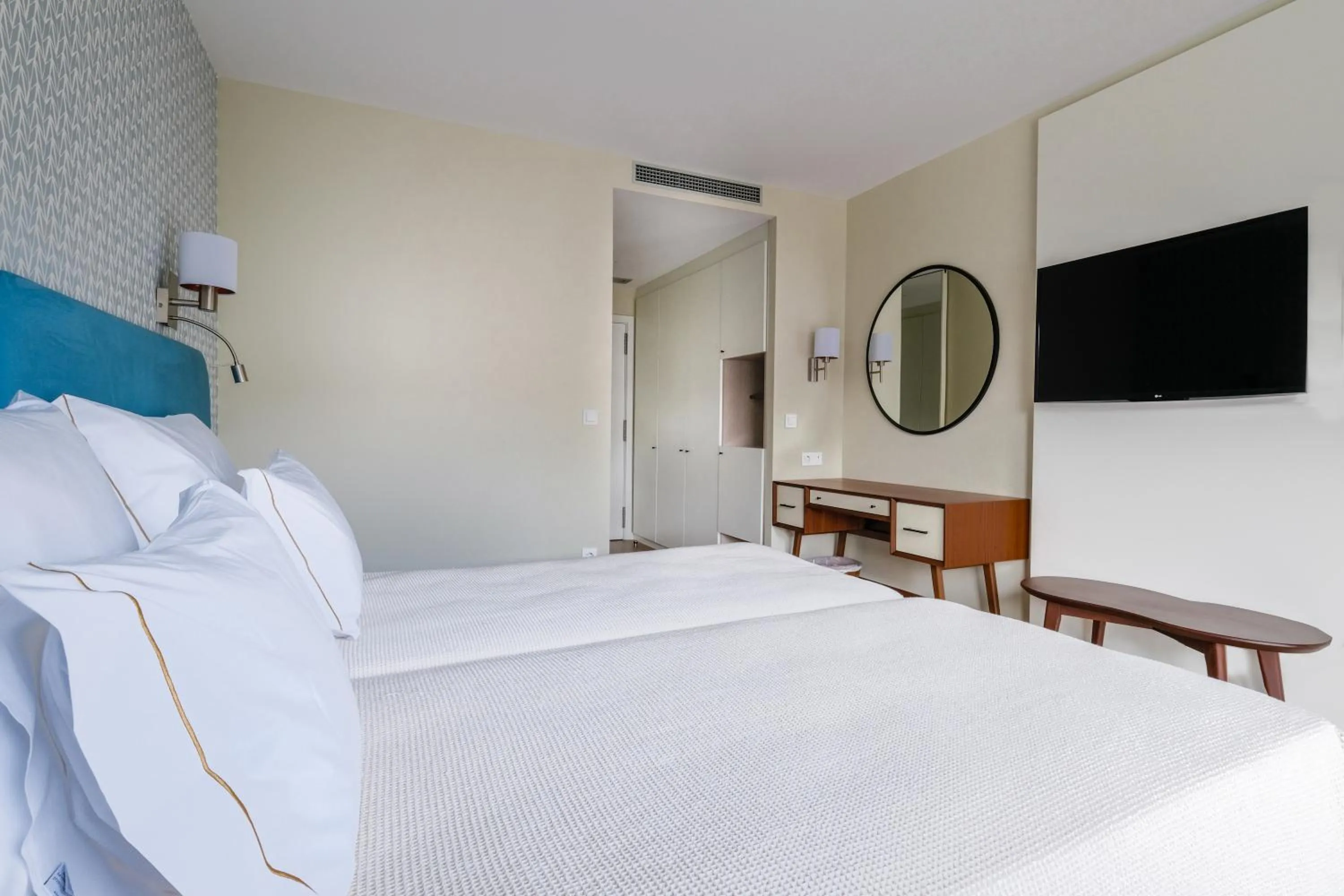 Photo of the whole room, Bed in Hotel Vouga