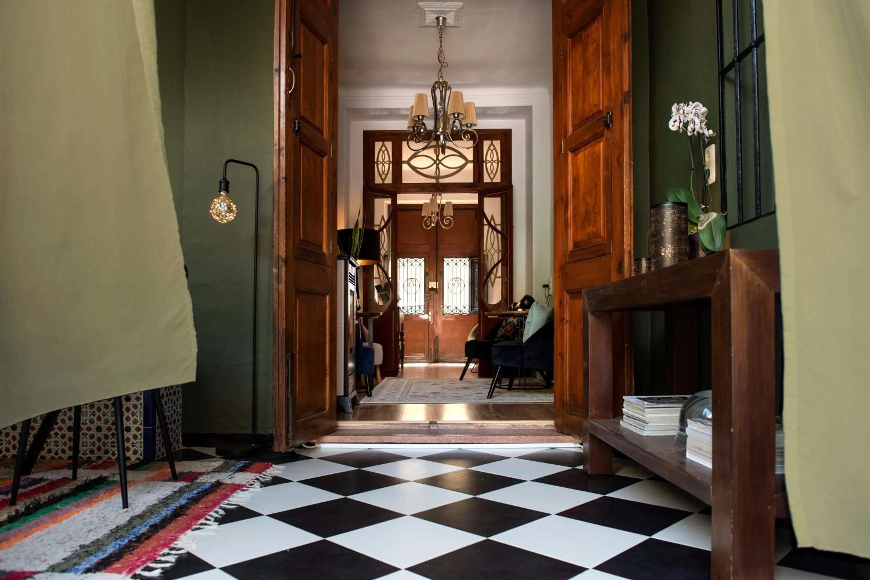 Property building in Casa Con Destino