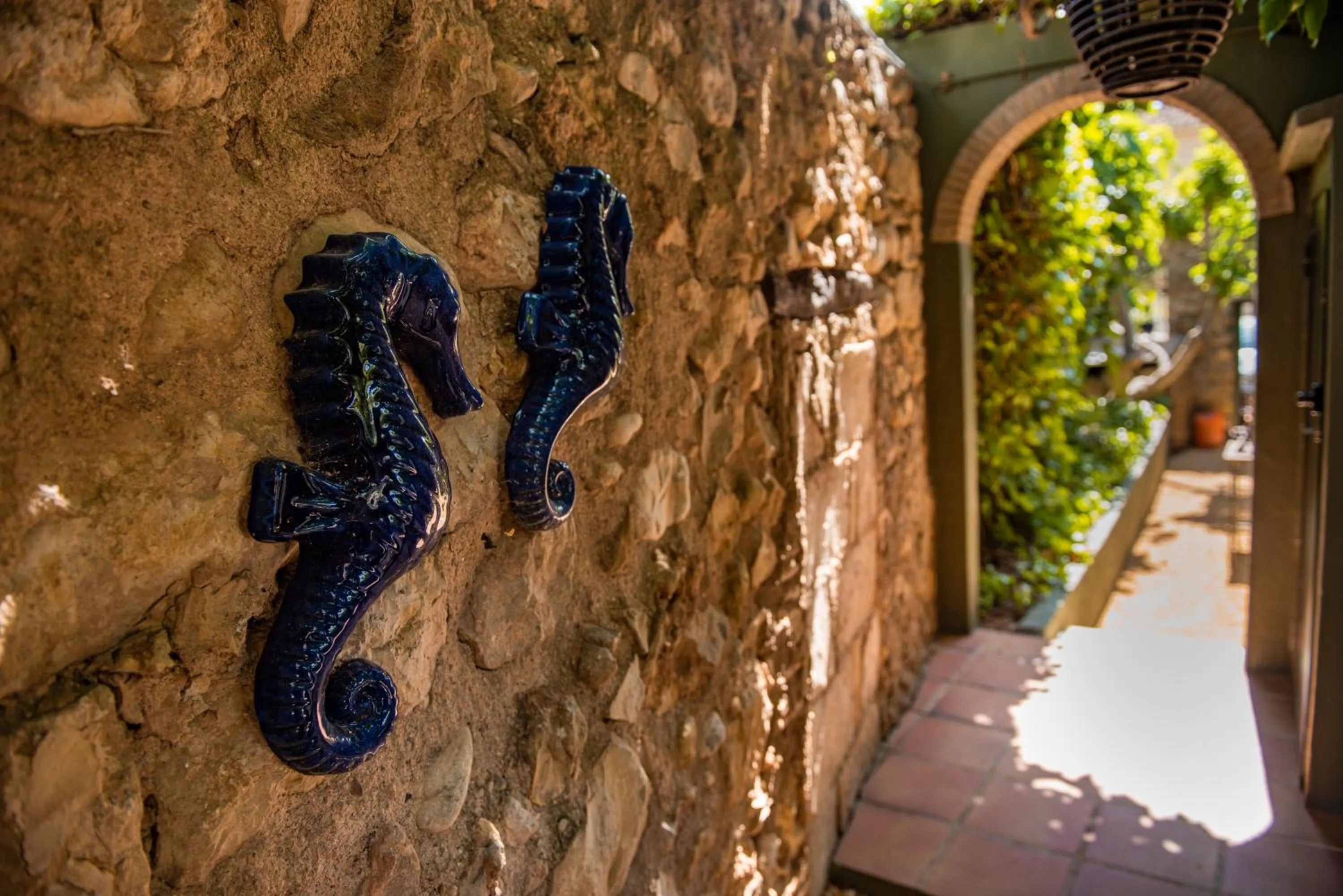 Decorative detail in Casa Con Destino