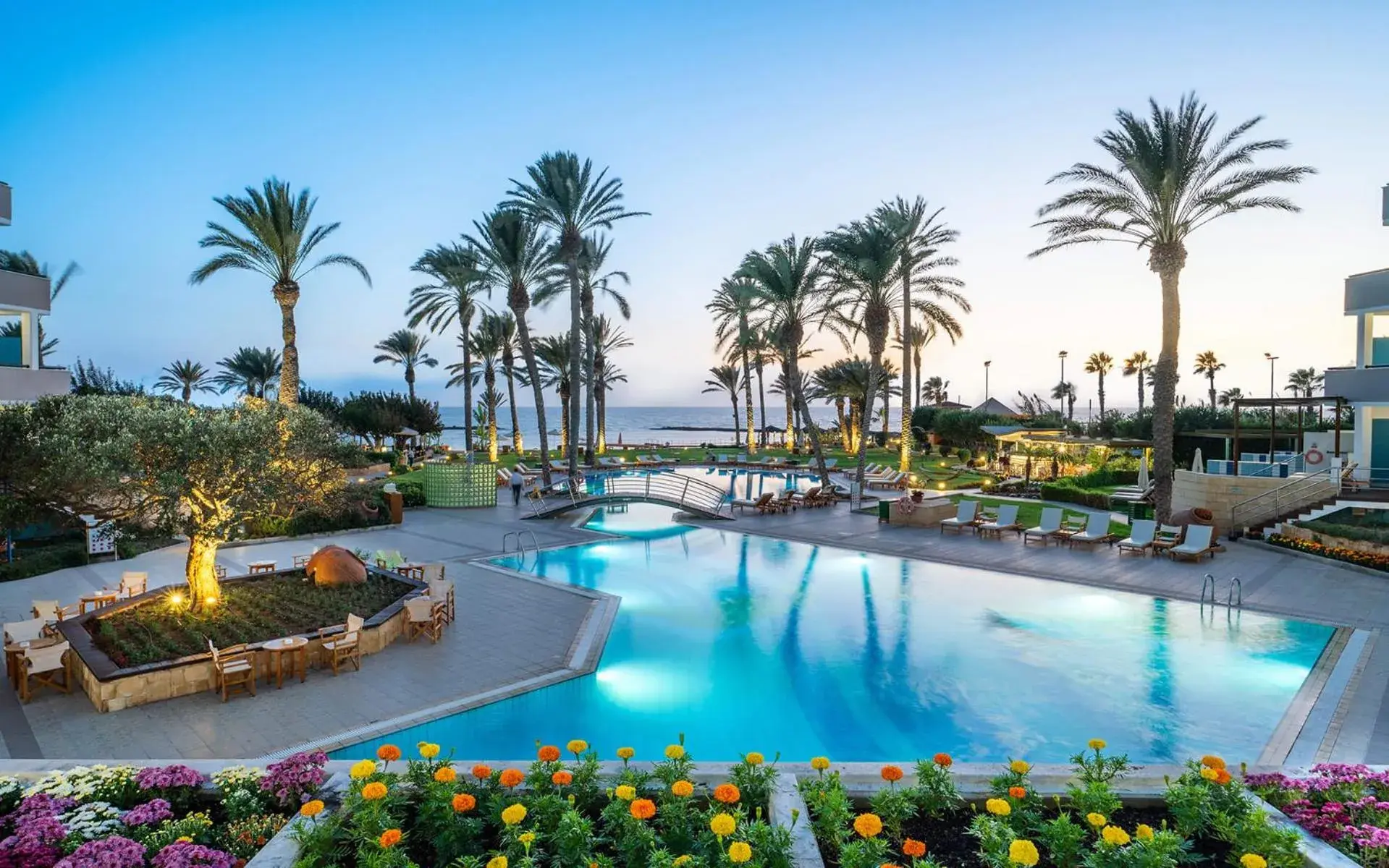 Swimming pool in Constantinou Bros Asimina Suites Hotel Swimming pool in Constantinou Bros Asimina Suites Hotel