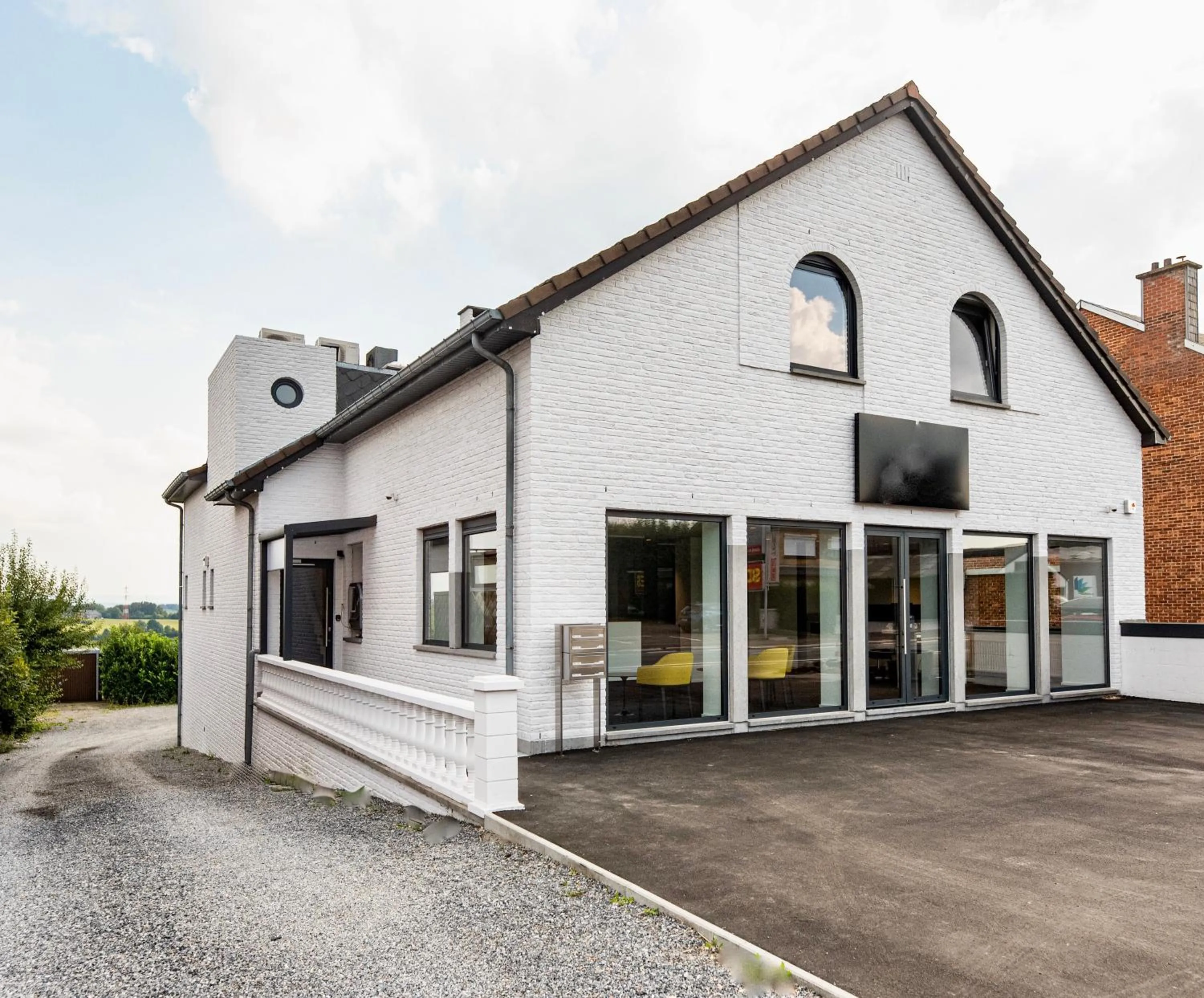 Facade/entrance in Smart Bnb - Hotel Battice