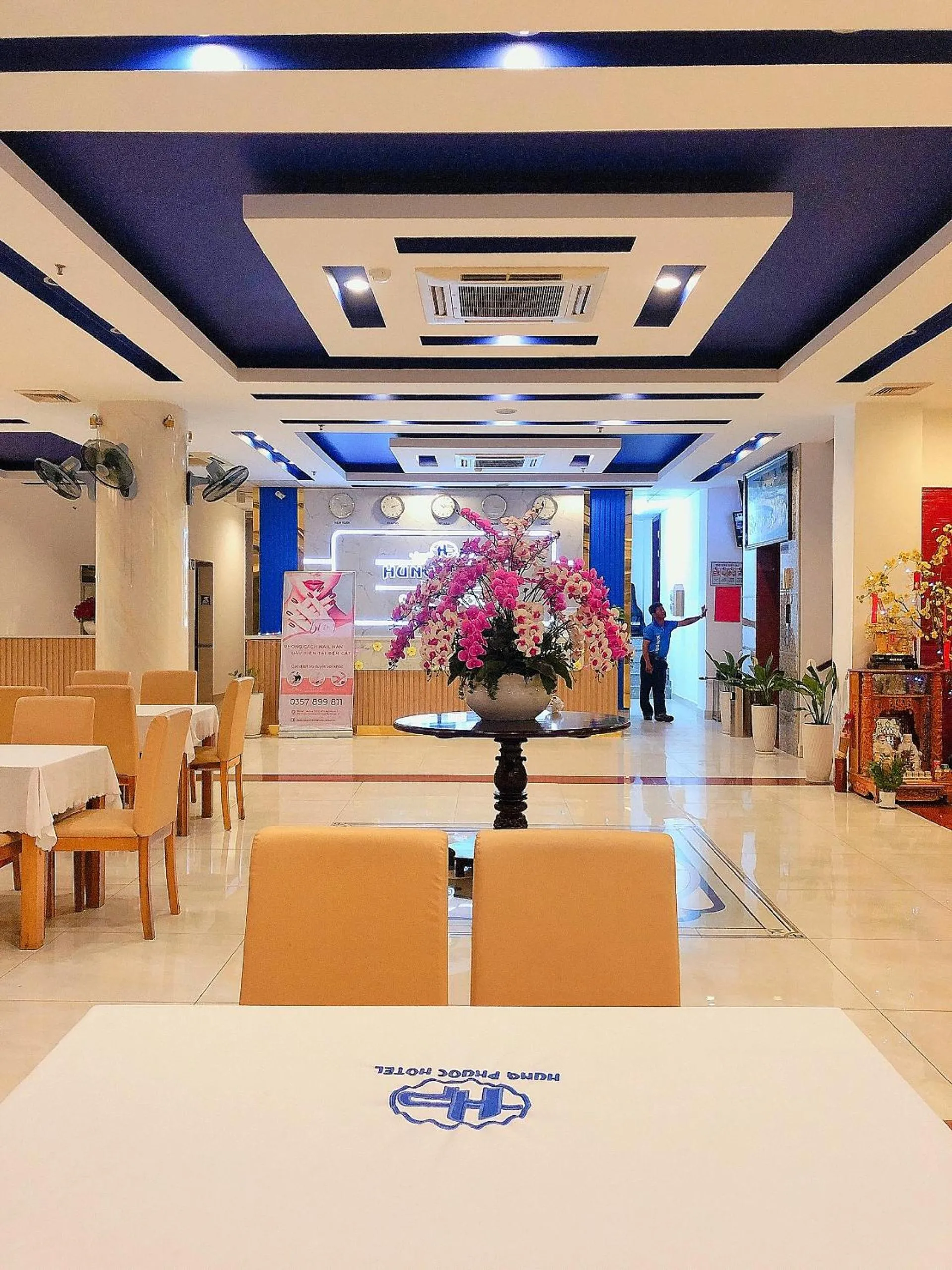 Hung Phuoc Hotel