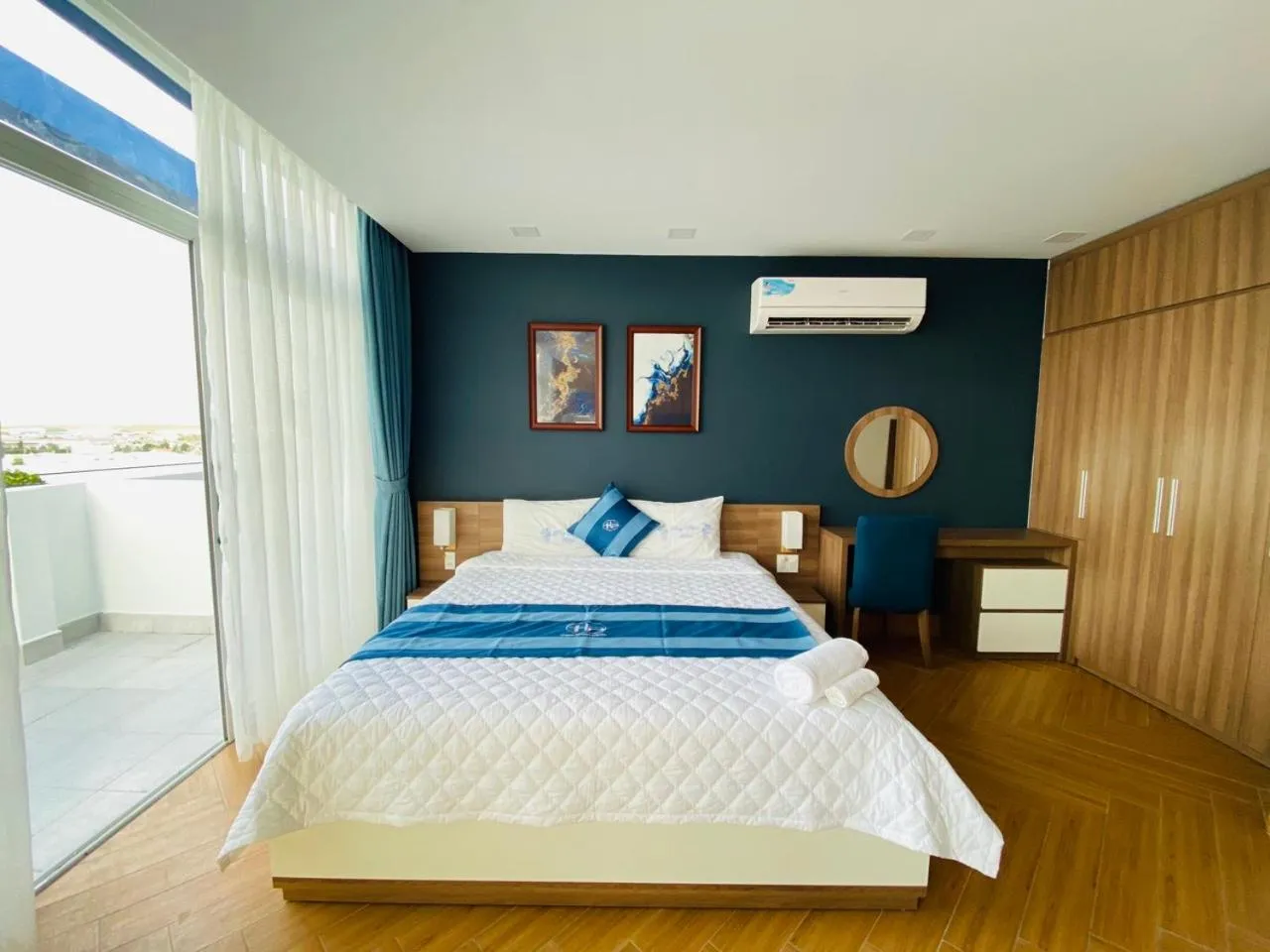 Bed in Hung Phuoc Hotel