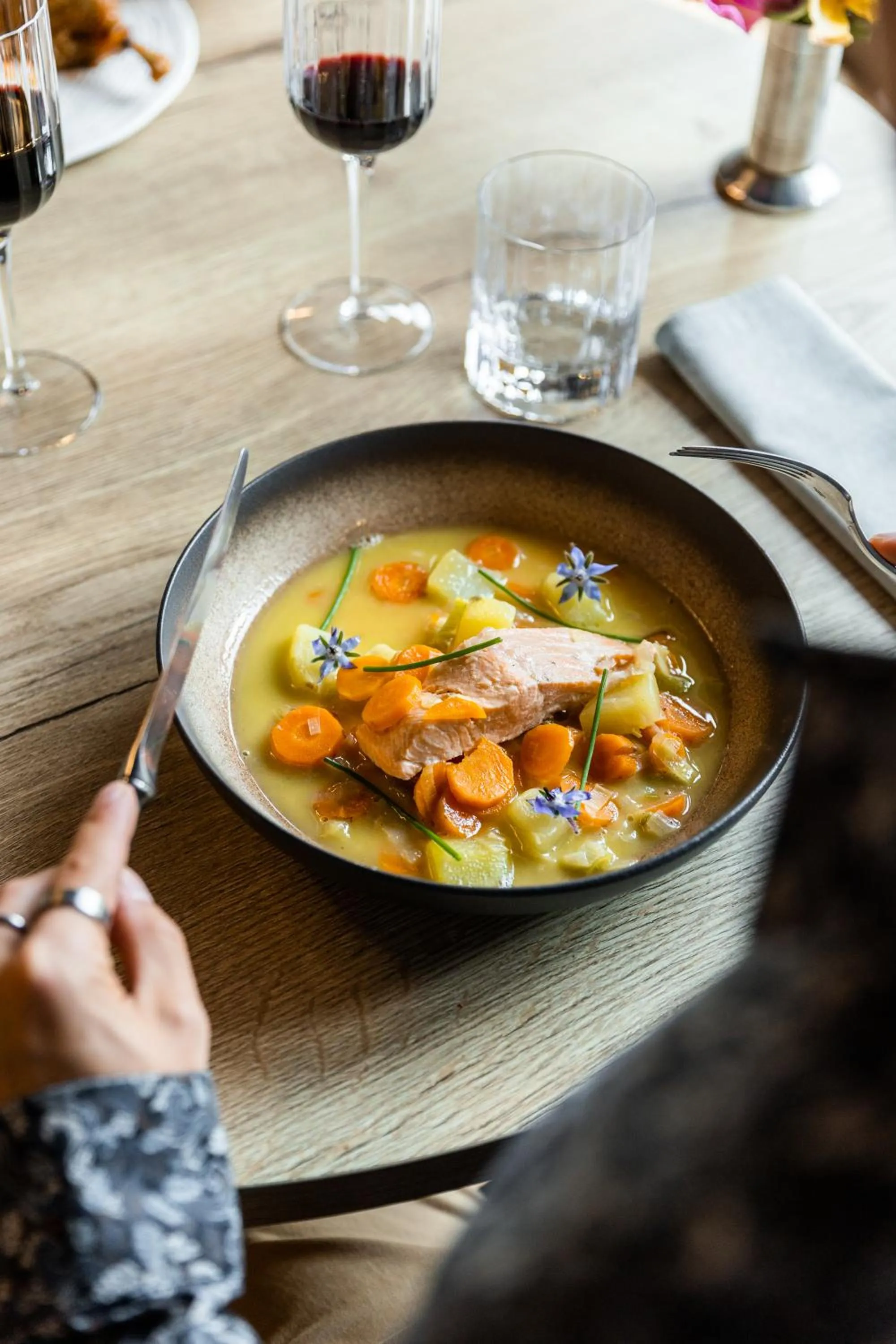 Restaurant/places to eat in Logis Hôtel La Brèche de Roland