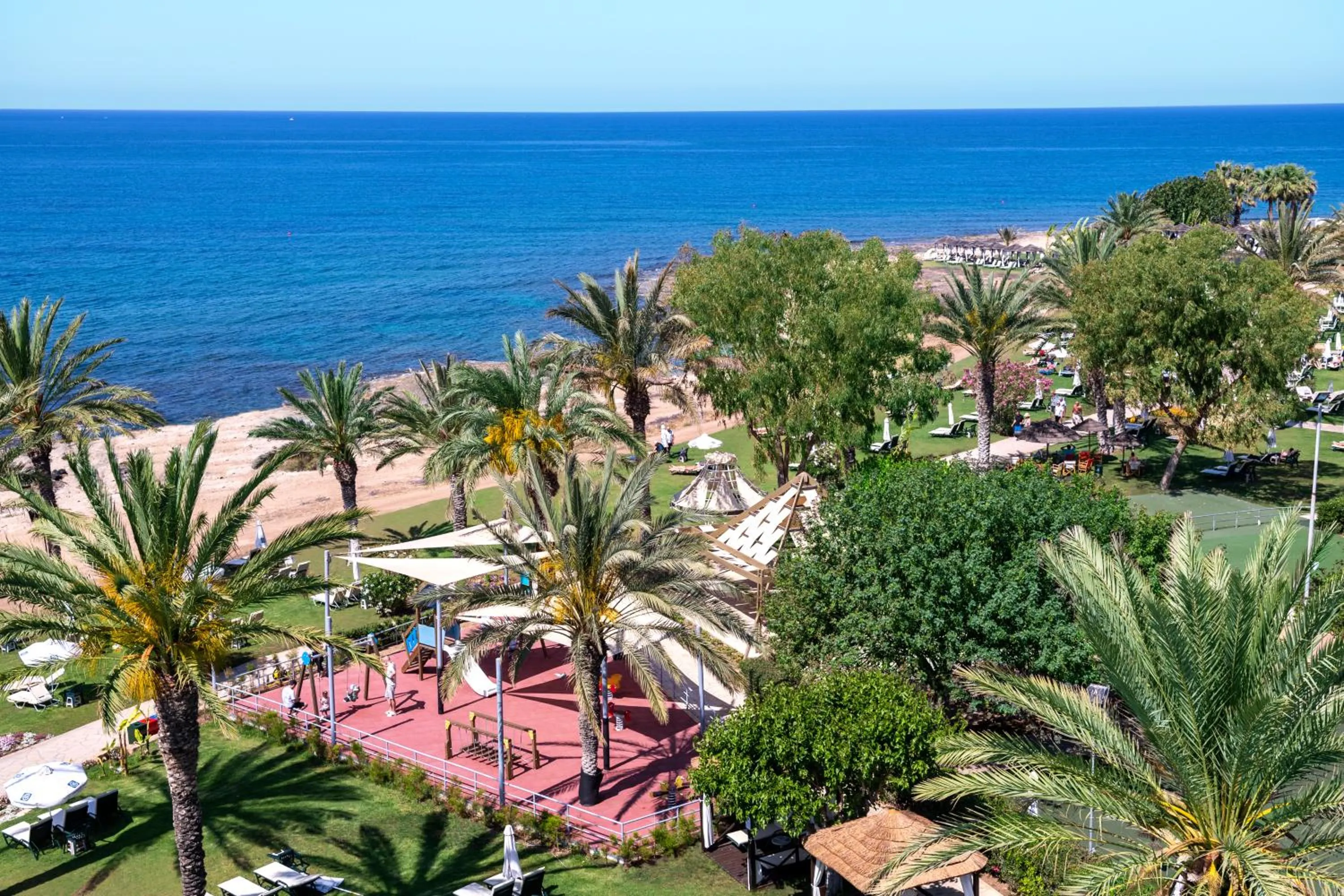 Garden in Constantinou Bros Athena Beach Hotel