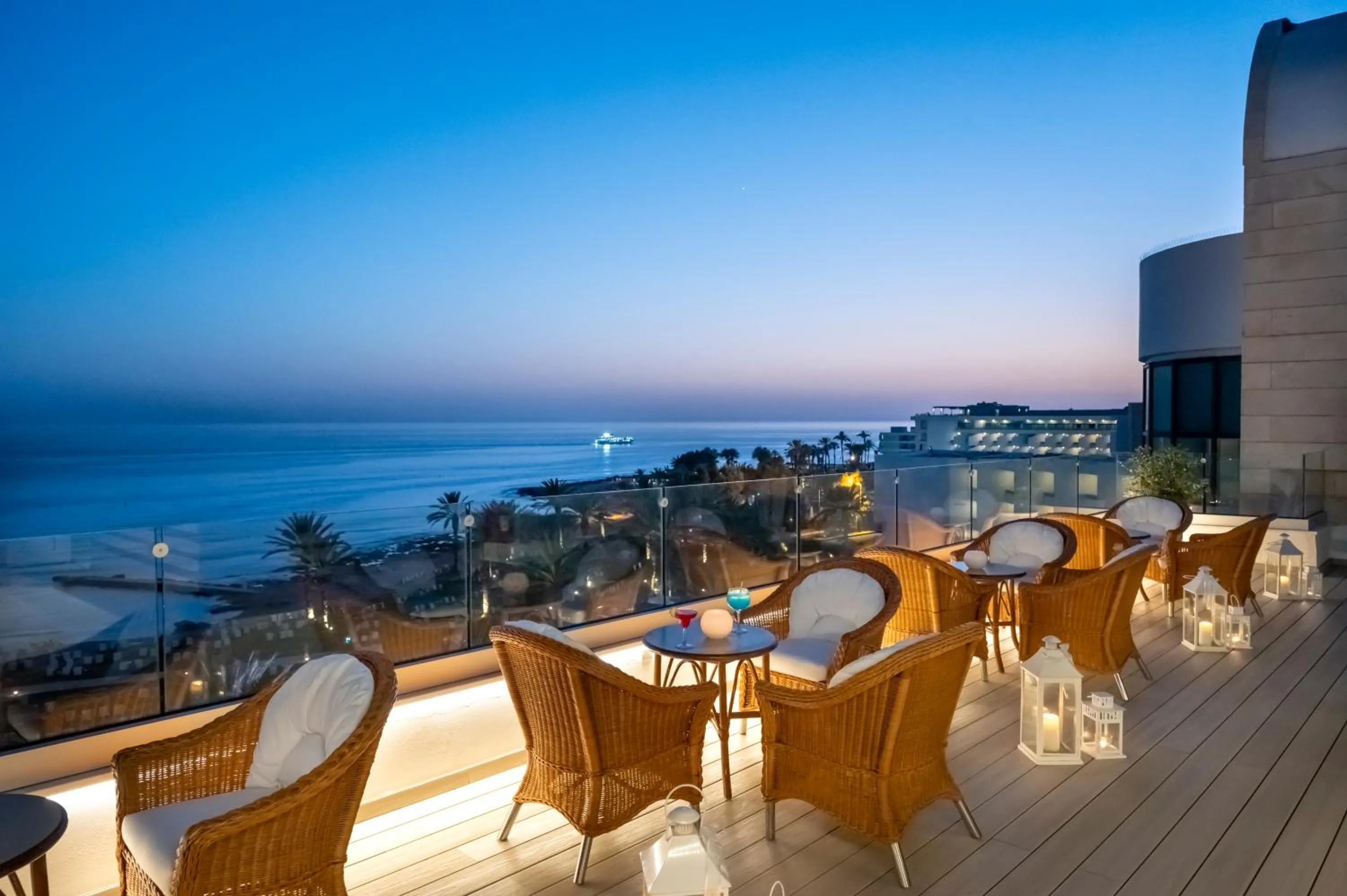 Lounge or bar in Constantinou Bros Athena Beach Hotel