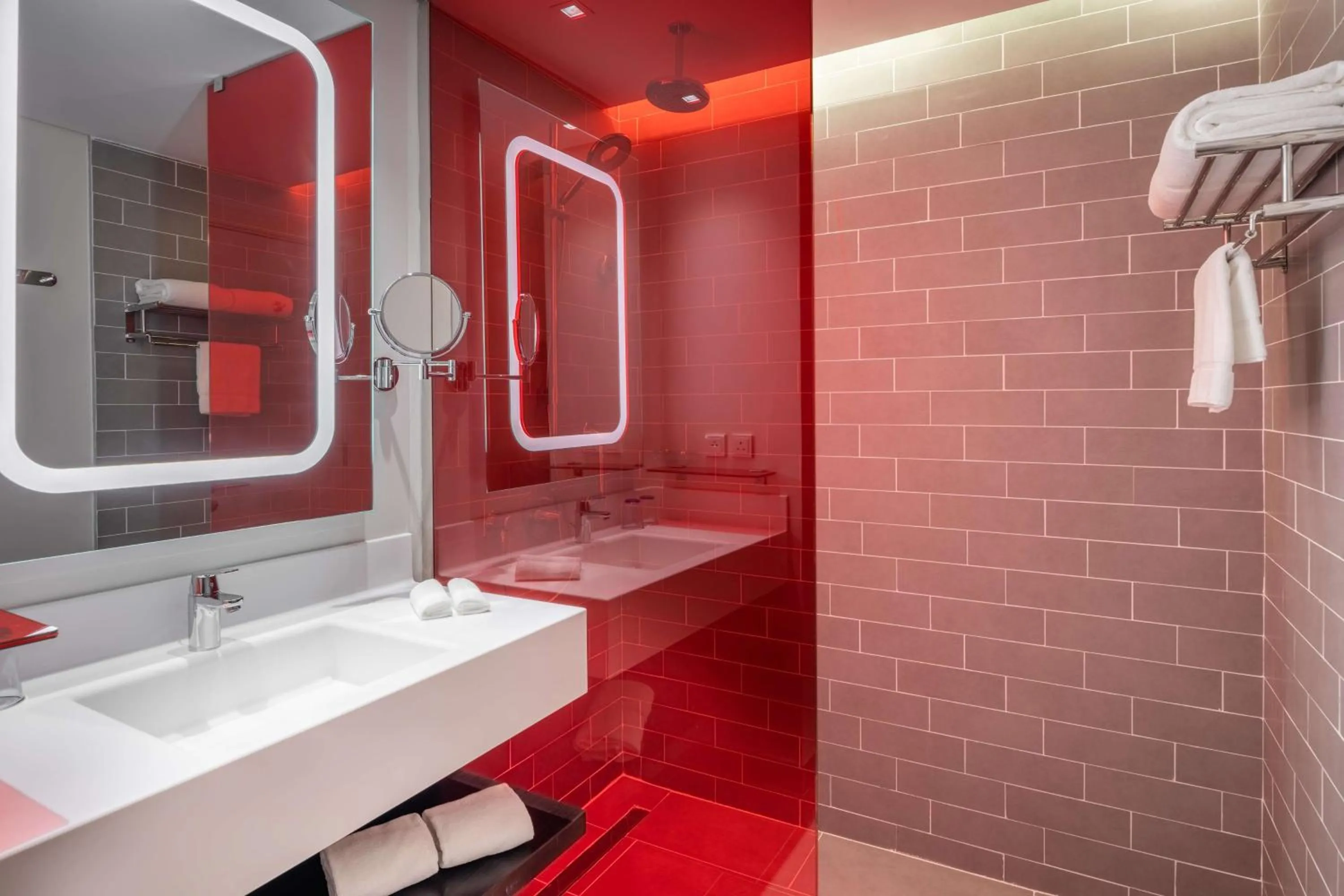Bathroom in Park Inn by Radisson Jeddah Madinah Road