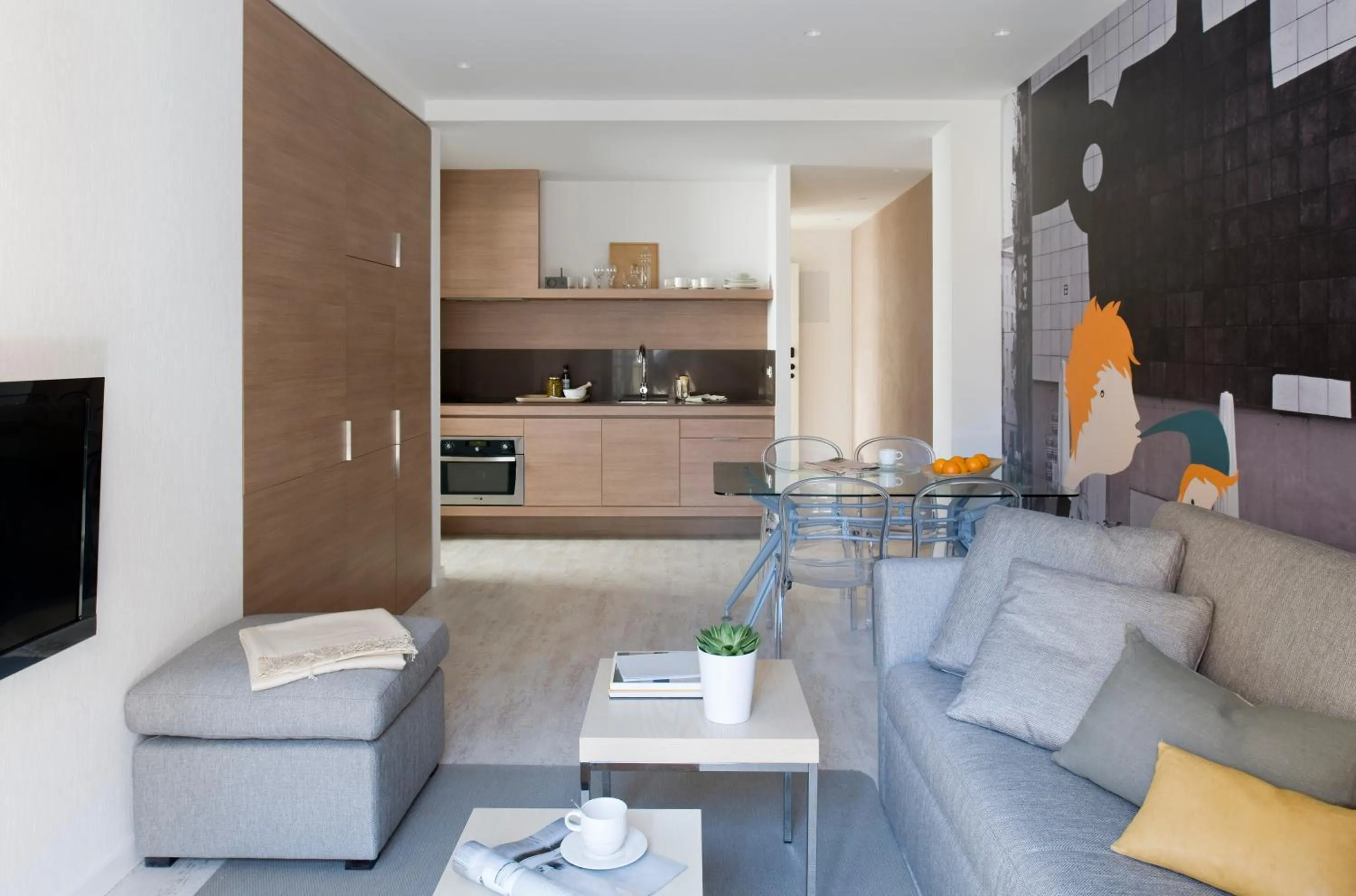 TV and multimedia in Eric Vökel Boutique Apartments - BCN Suites