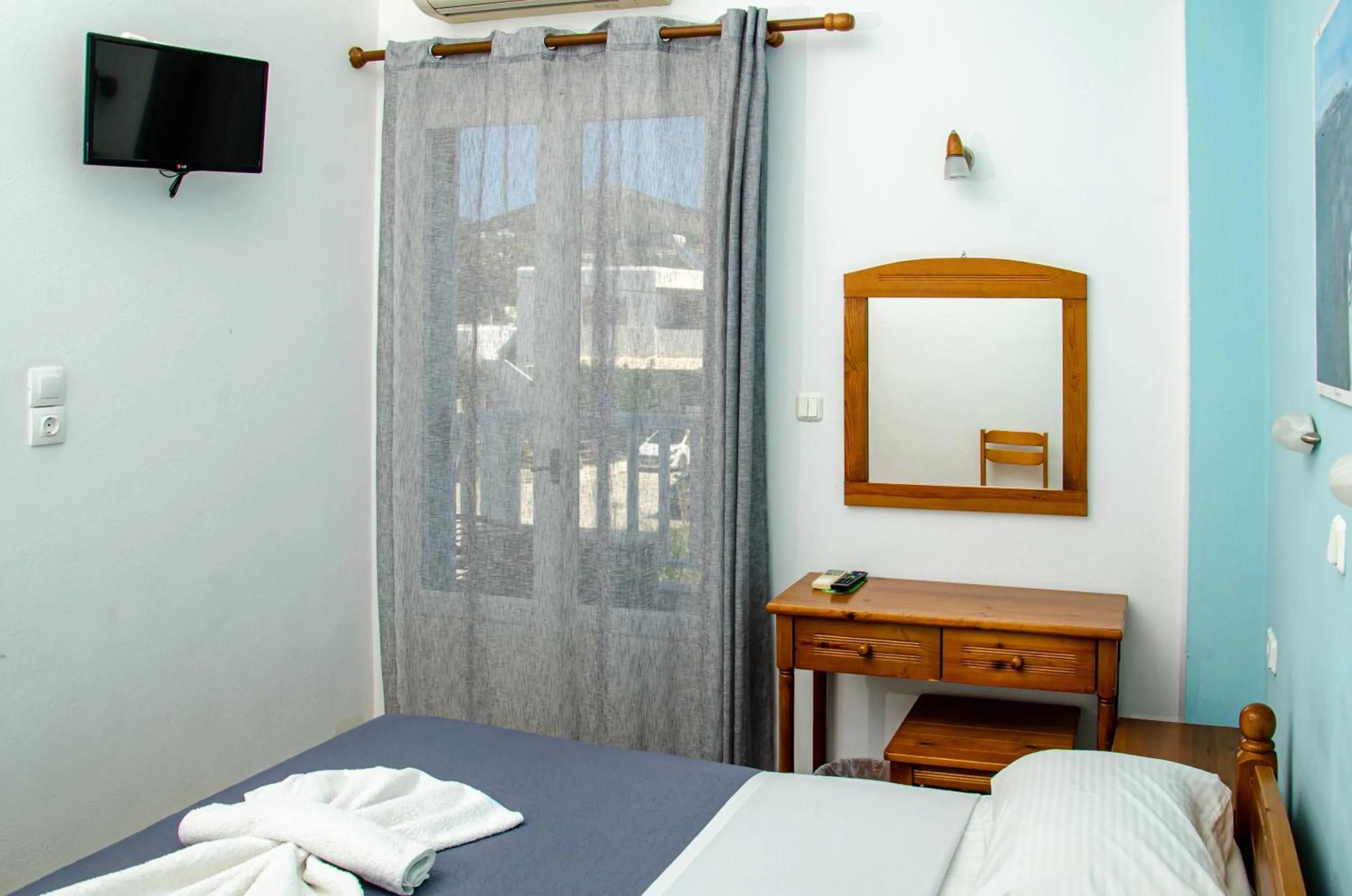 Bed in Hotel Livadia