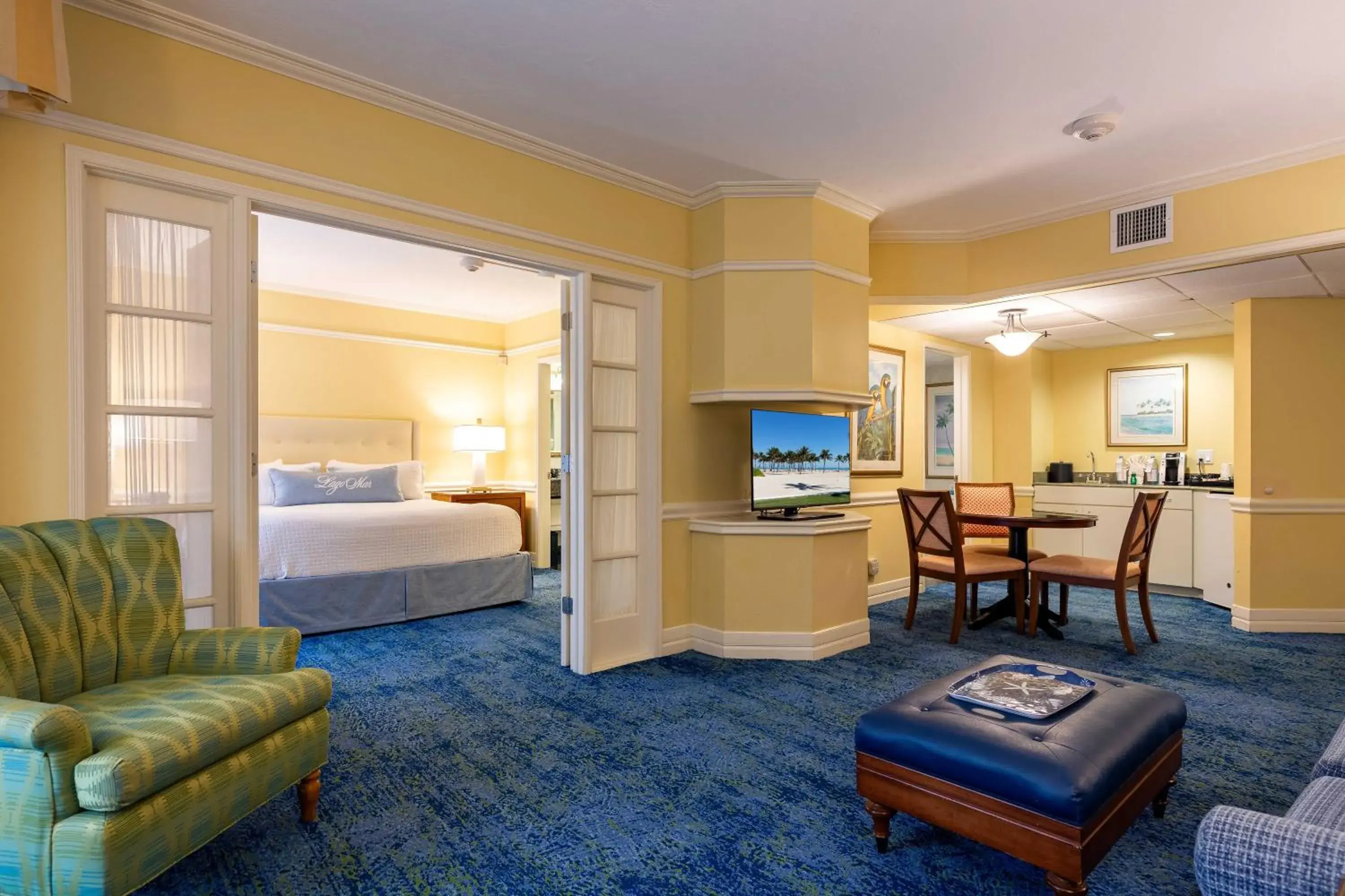 Executive One-Bedroom King Suite in The Lago Mar Beach Resort and Club Executive One-Bedroom King Suite in The Lago Mar Beach Resort and Club