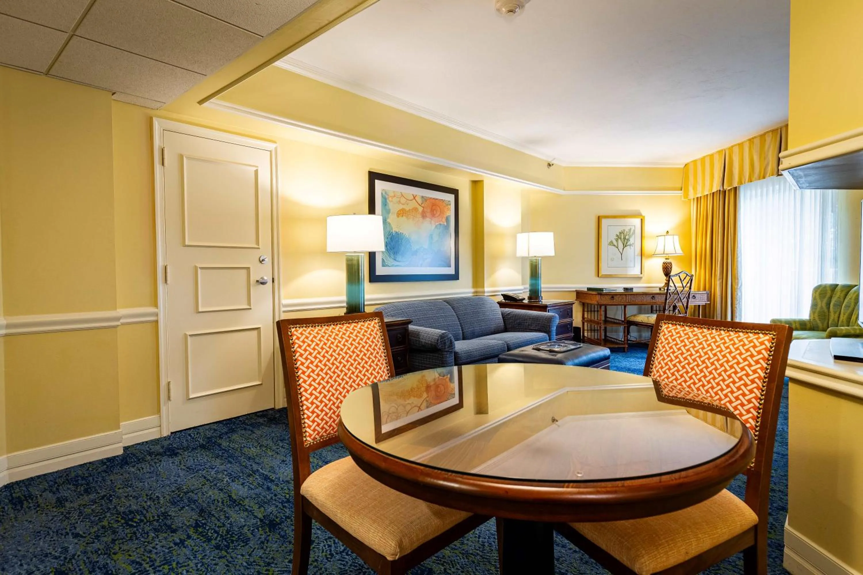 Dining area in The Lago Mar Beach Resort and Club