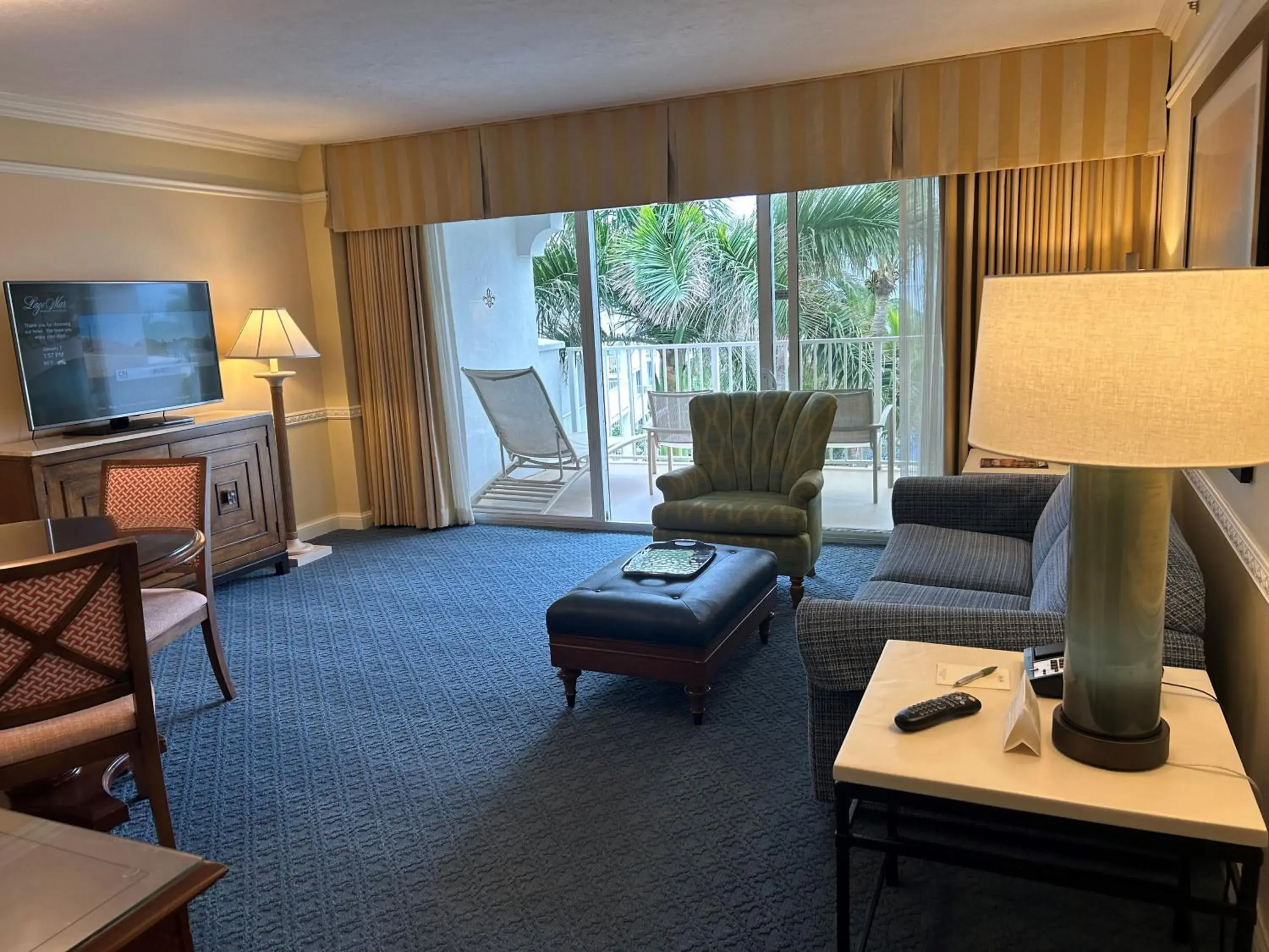 Executive One-Bedroom Suite with Two Double Beds in The Lago Mar Beach Resort and Club Executive One-Bedroom Suite with Two Double Beds in The Lago Mar Beach Resort and Club